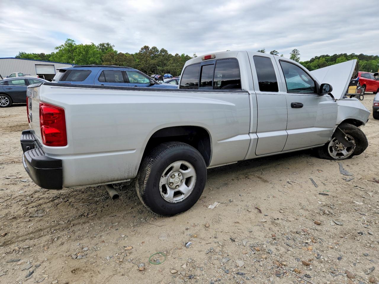 2005 Dodge Dakota St Silver vin: 1D7HE22K35S202749