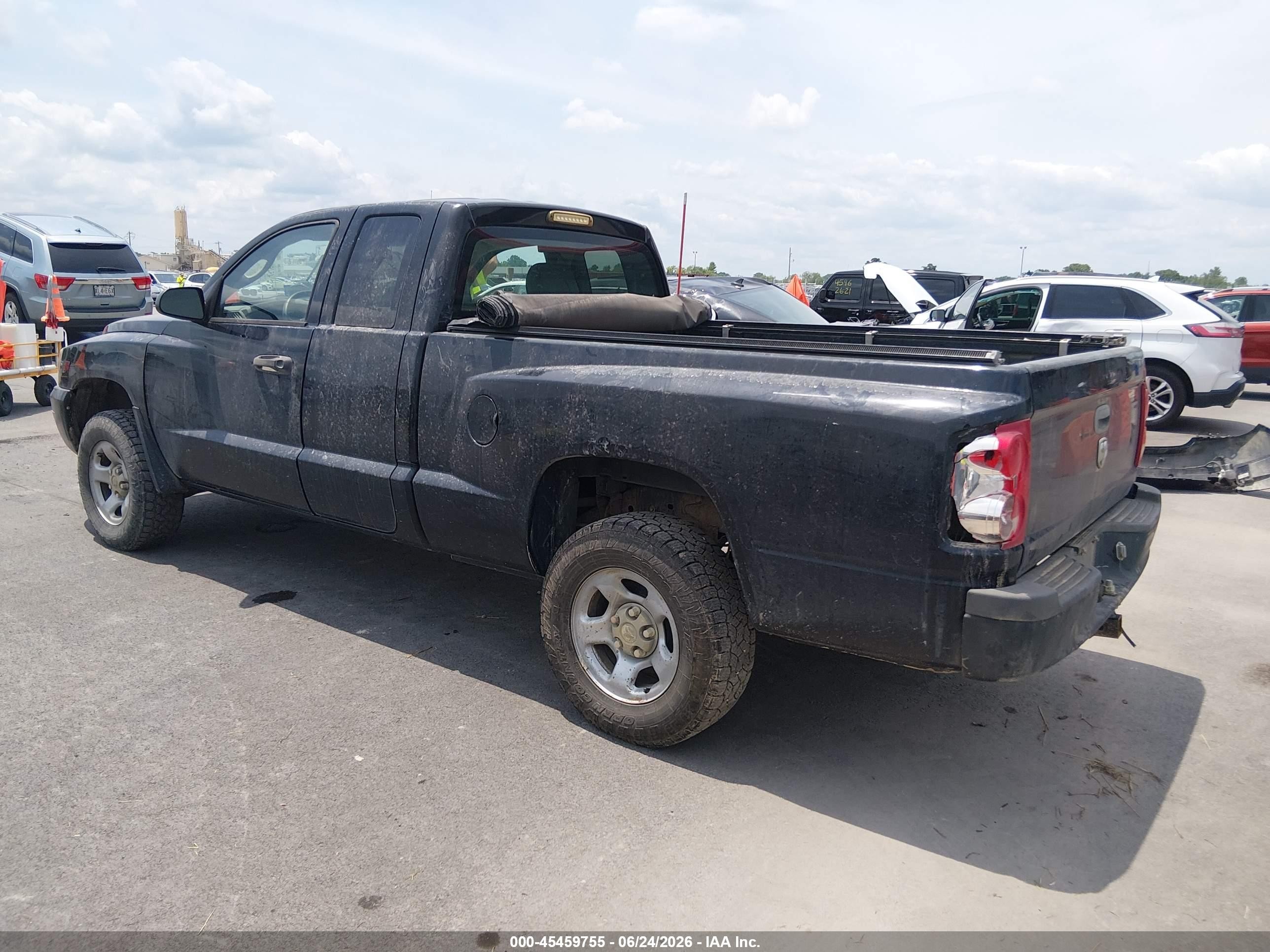 2005 Dodge Dakota St Black vin: 1D7HE22K35S258917