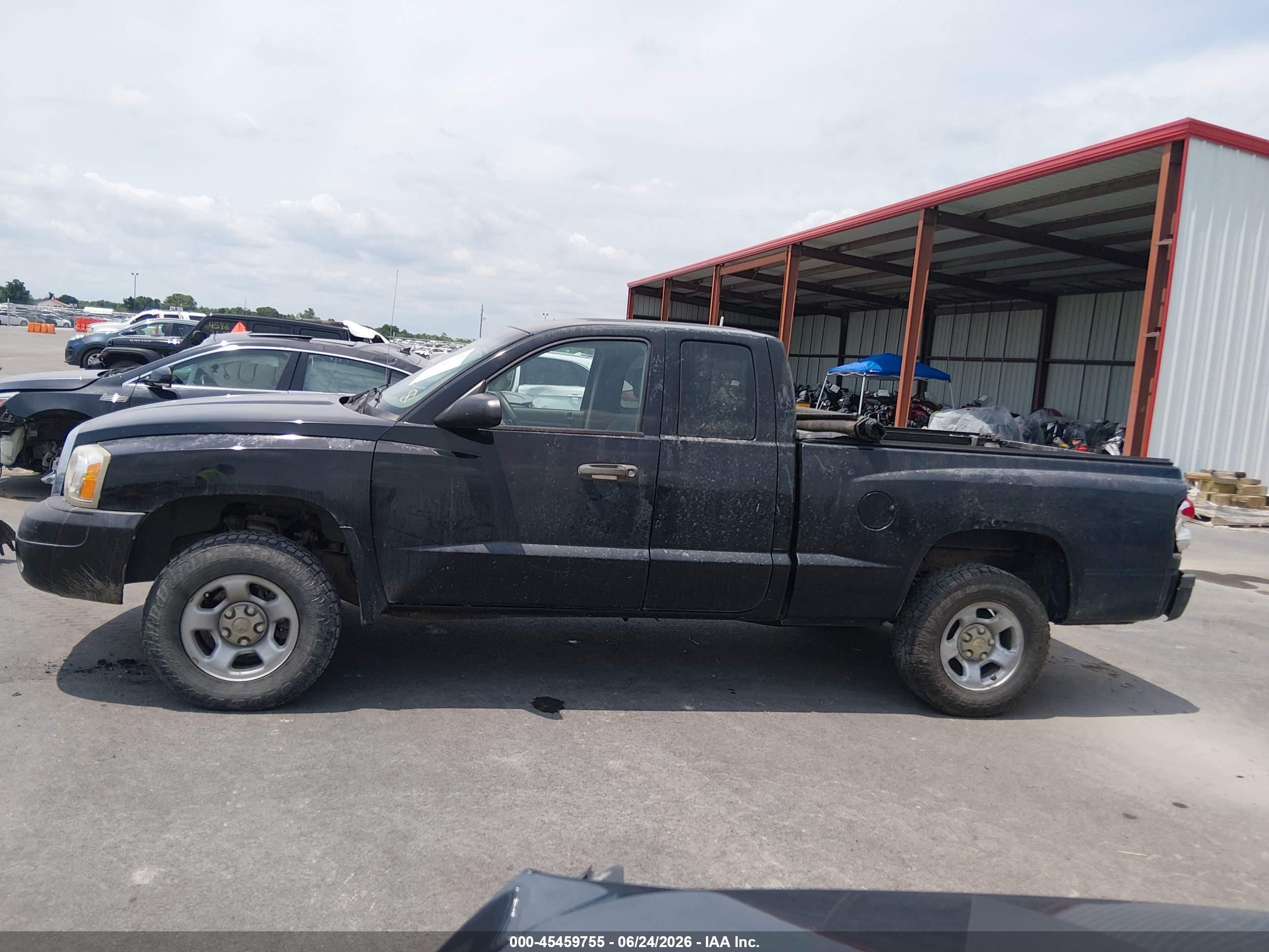 2005 Dodge Dakota St Black vin: 1D7HE22K35S258917
