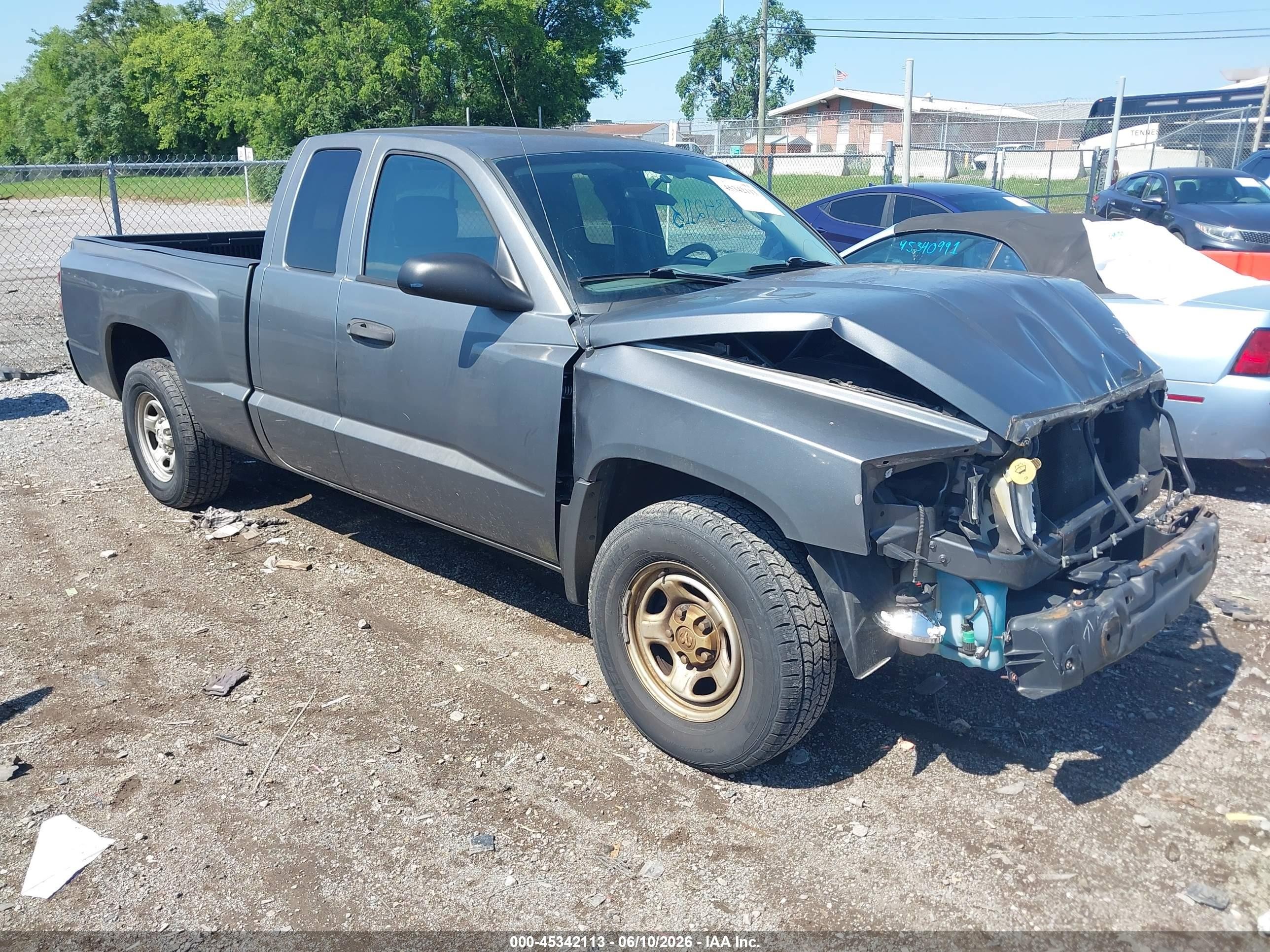 2005 Dodge Dakota St Gray vin: 1D7HE22K45S109836