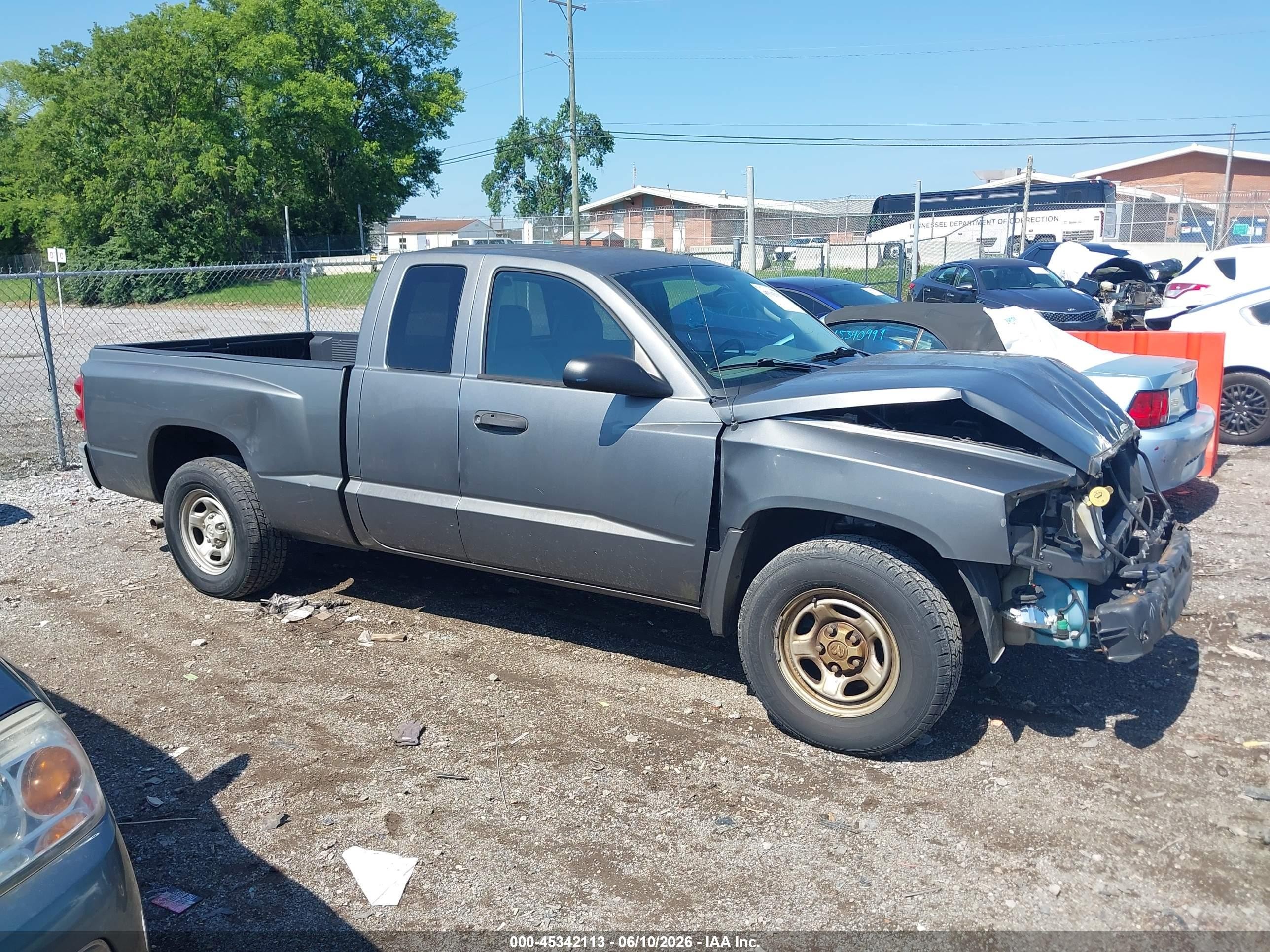 2005 Dodge Dakota St Gray vin: 1D7HE22K45S109836