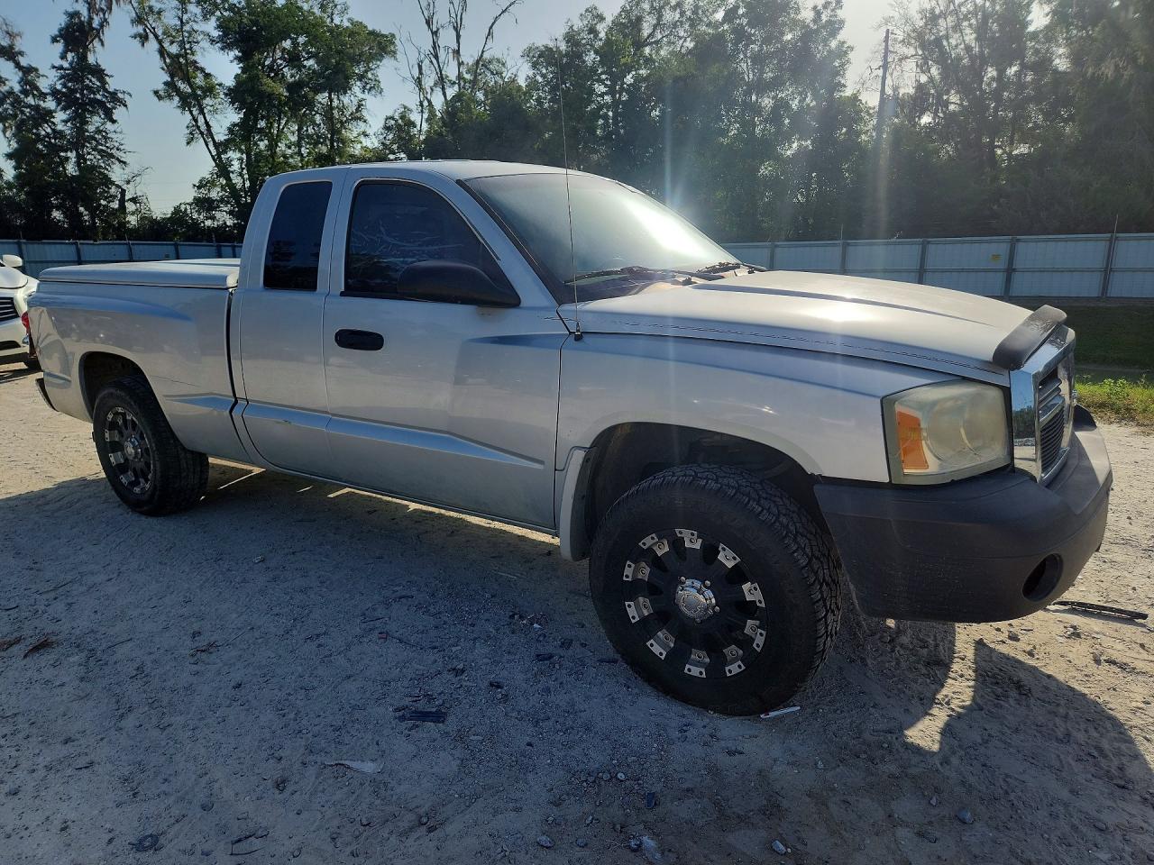 2006 Dodge Dakota St Silver vin: 1D7HE22K46S503760