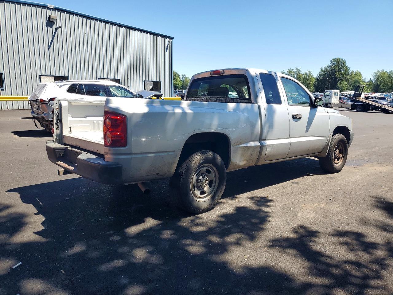 2007 Dodge Dakota St Silver vin: 1D7HE22K47S198956