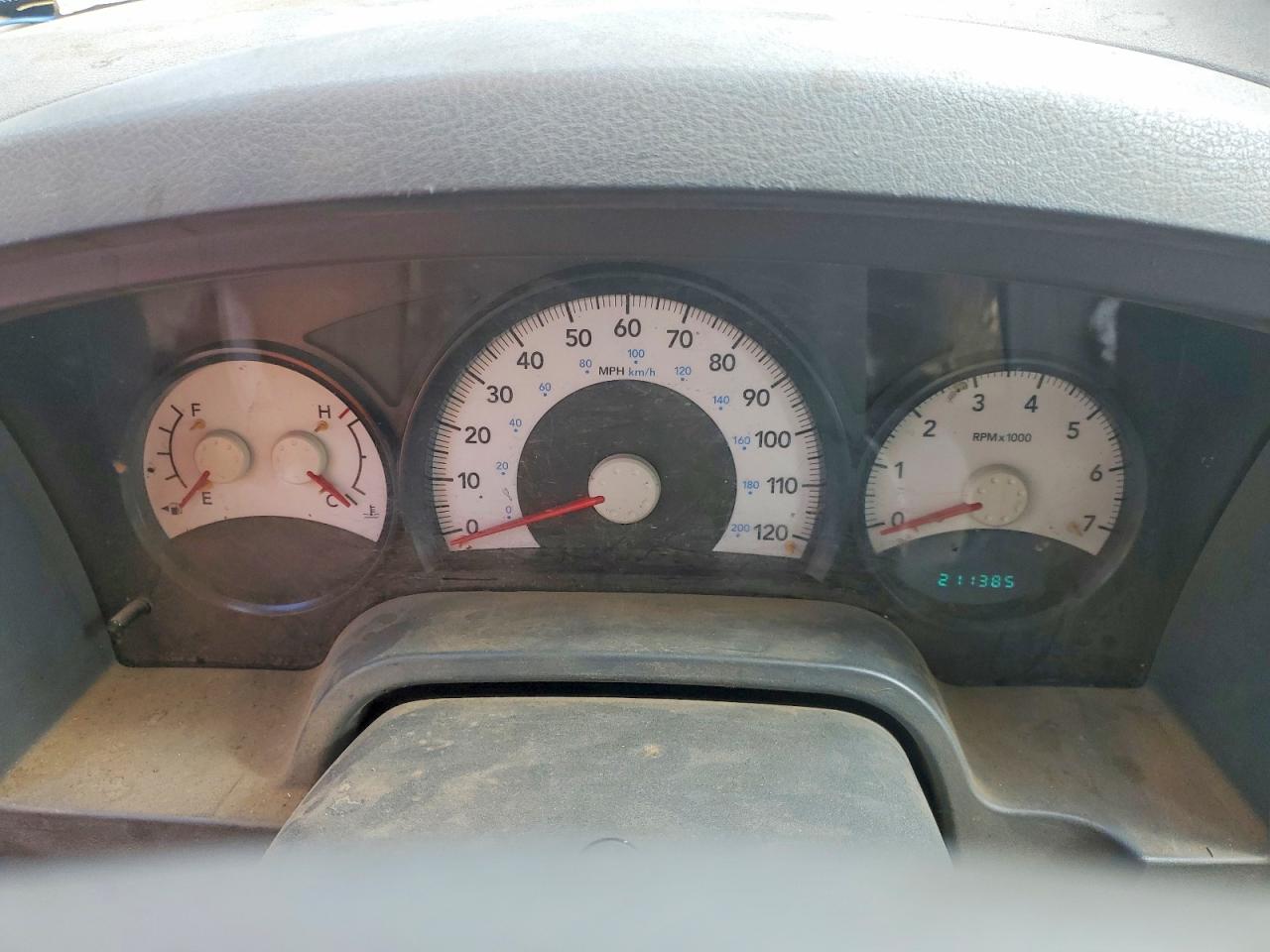 2007 Dodge Dakota St Silver vin: 1D7HE22K47S198956