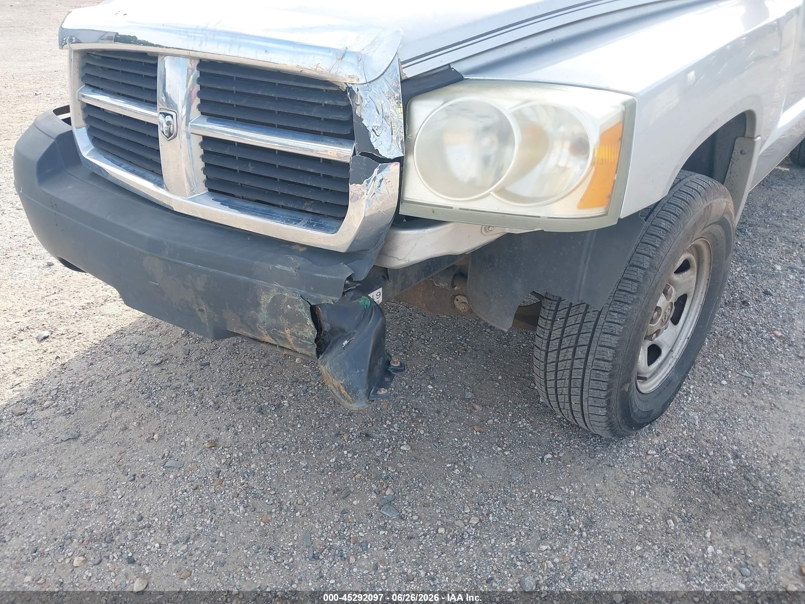 2007 Dodge Dakota St Silver vin: 1D7HE22K57S112814