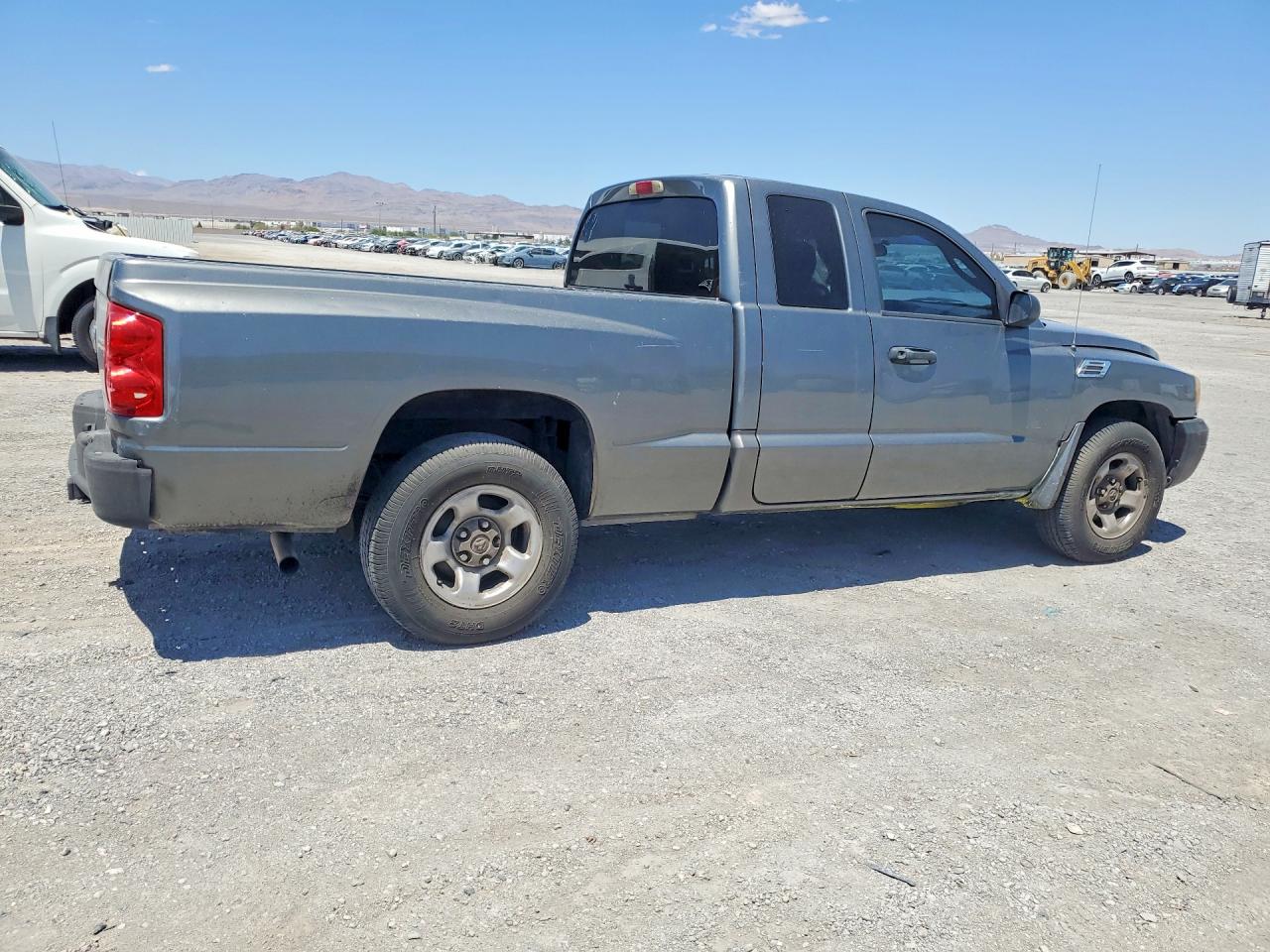 2005 Dodge Dakota St Gray vin: 1D7HE22K65S186918