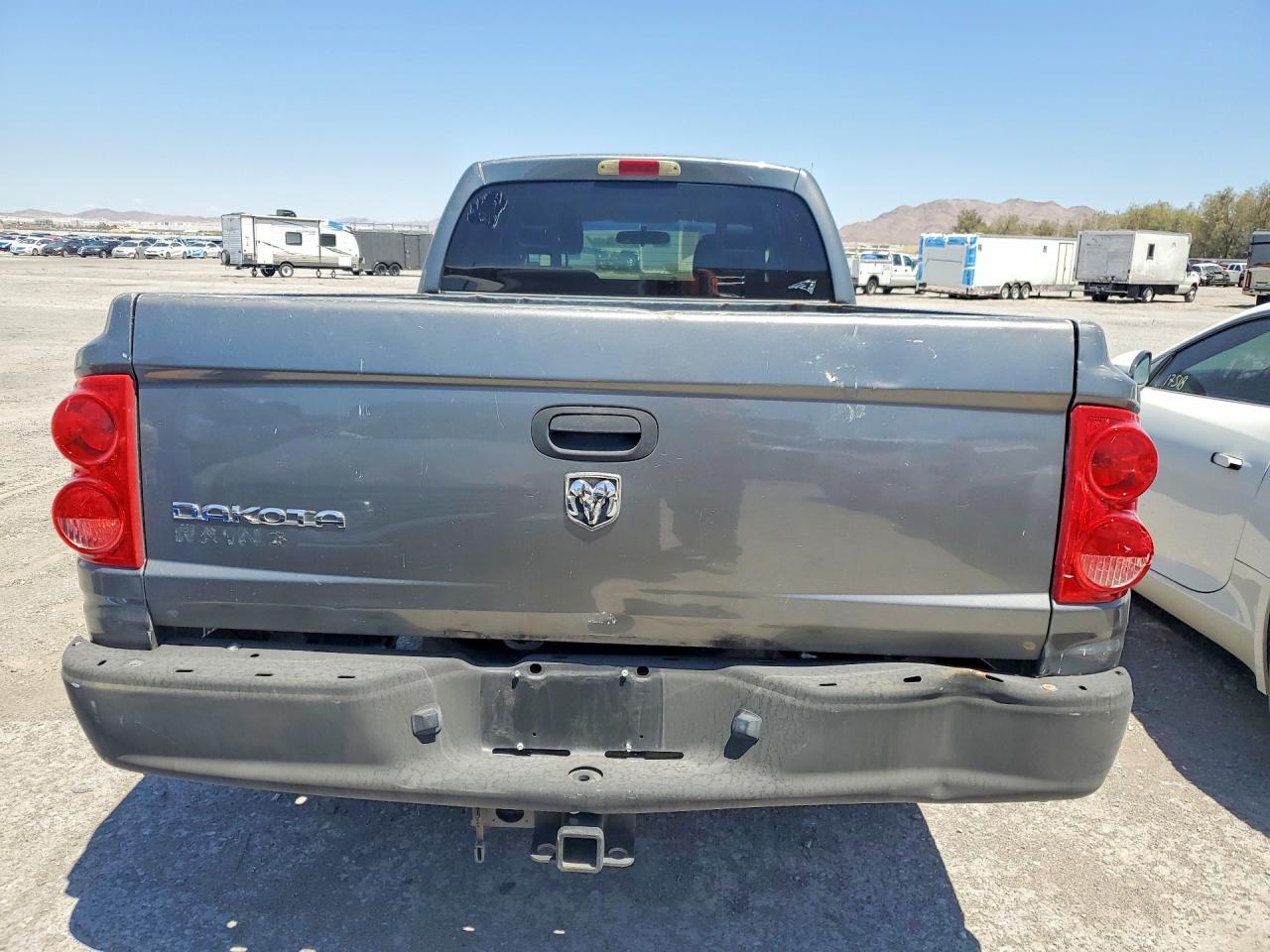 2005 Dodge Dakota St Gray vin: 1D7HE22K65S186918