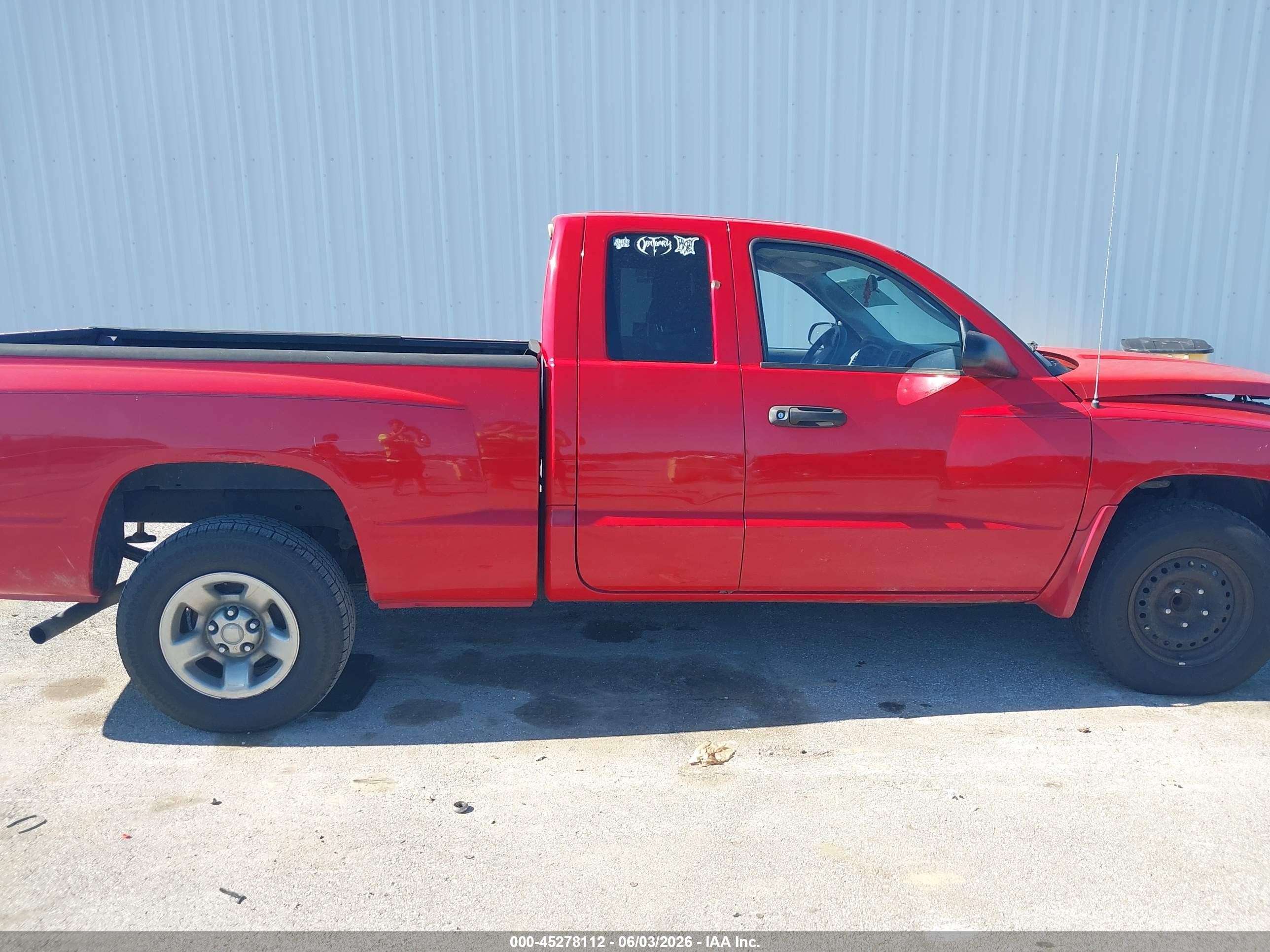 2005 Dodge Dakota St Red vin: 1D7HE22K75S244812