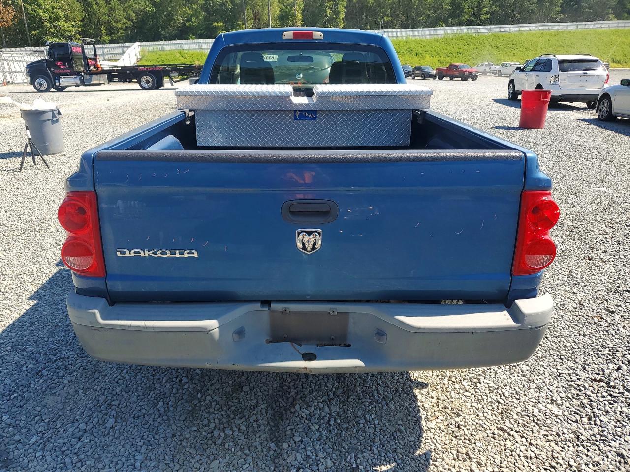 2005 Dodge Dakota St Blue vin: 1D7HE22K95S353630