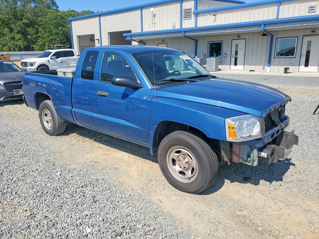 2005 Dodge Dakota St Blue vin: 1D7HE22K95S353630