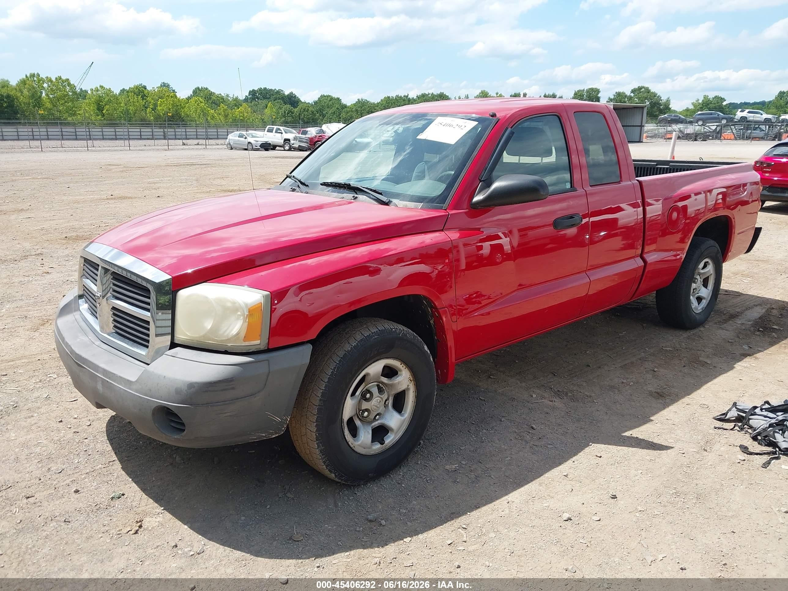 2005 Dodge Dakota St Red vin: 1D7HE22KX5S126804