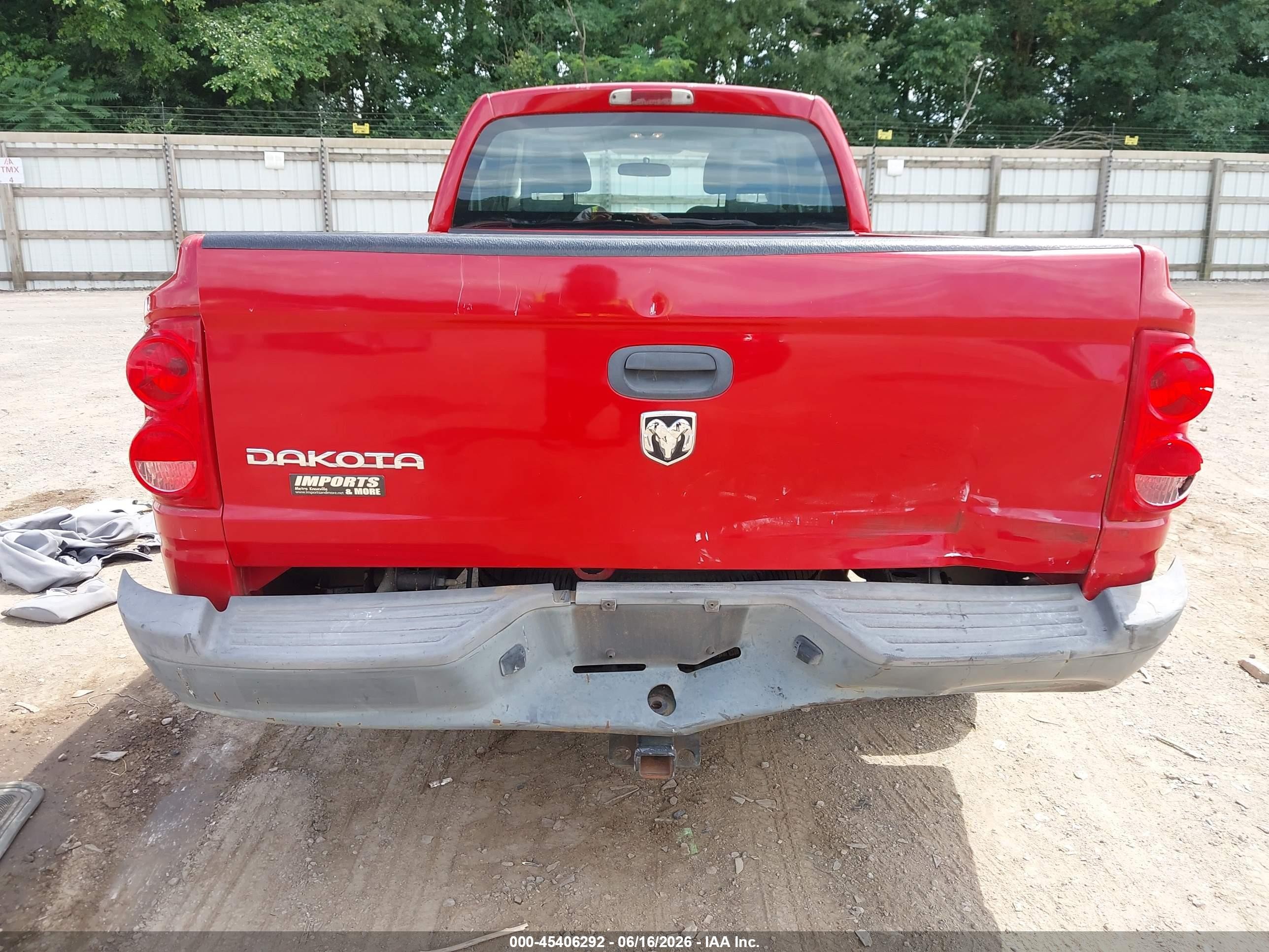 2005 Dodge Dakota St Red vin: 1D7HE22KX5S126804