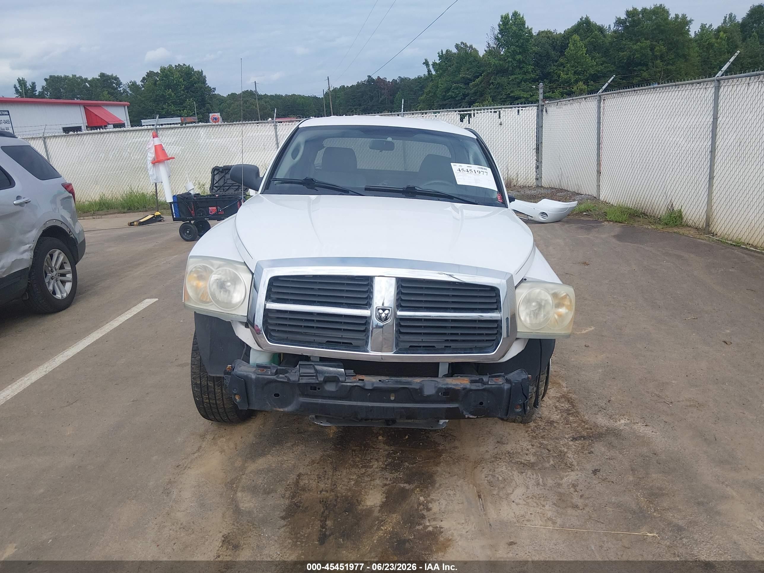 2006 Dodge Dakota St White vin: 1D7HE22KX6S544247