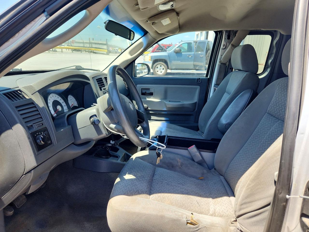 2007 Dodge Dakota 2wd Silver vin: 1D7HE22KX7S259114