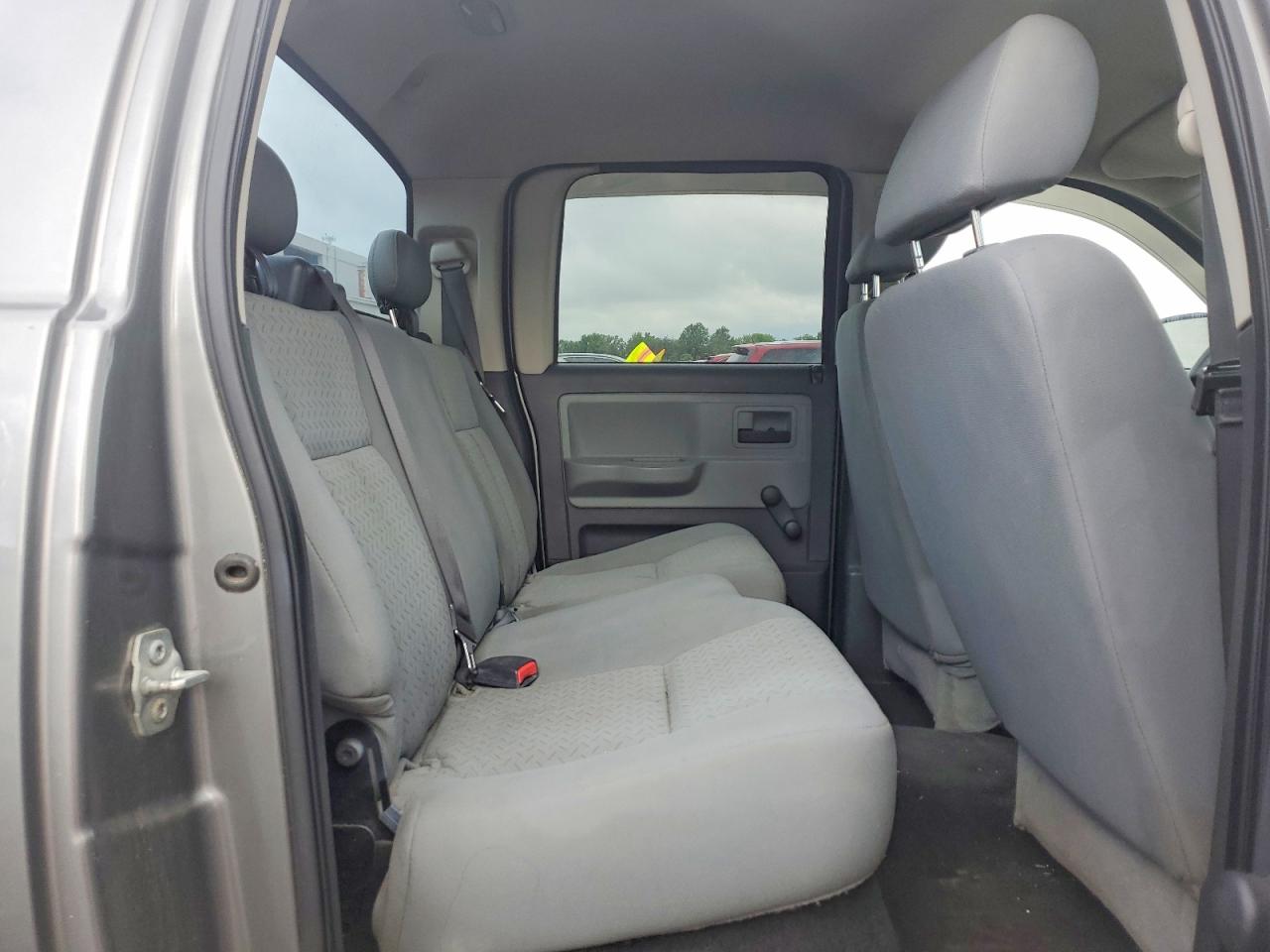 2008 Dodge Dakota Quad Gray vin: 1D7HE28K28S529882