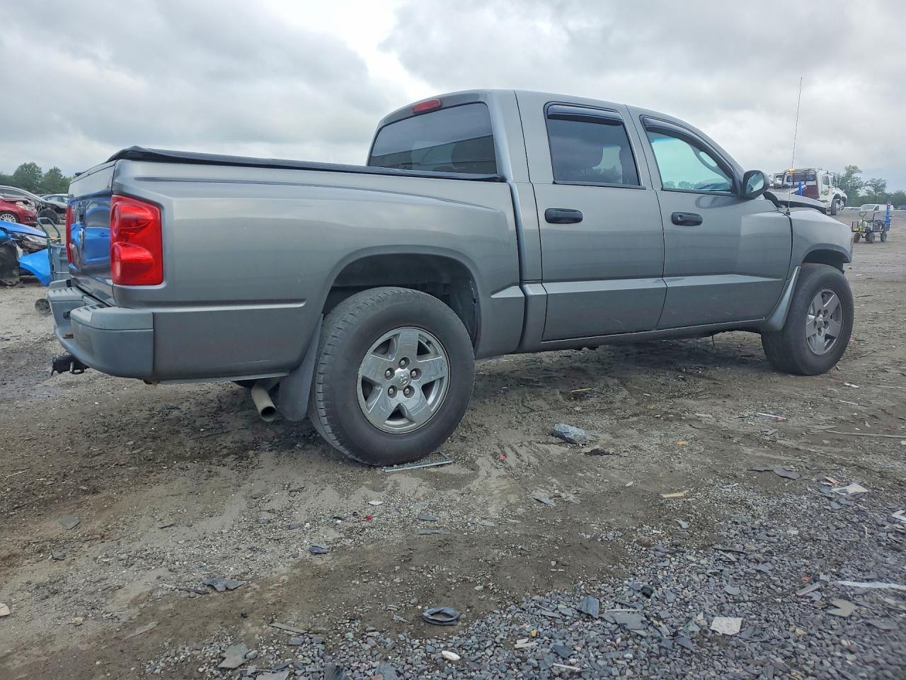 2008 Dodge Dakota Quad Gray vin: 1D7HE28K28S529882