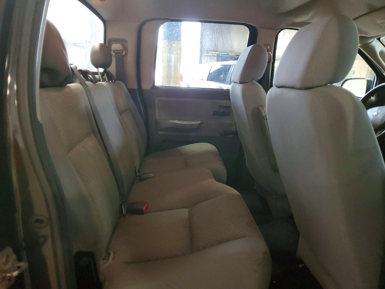 2008 Dodge Dakota Quad Черный vin: 1D7HE28K88S502265