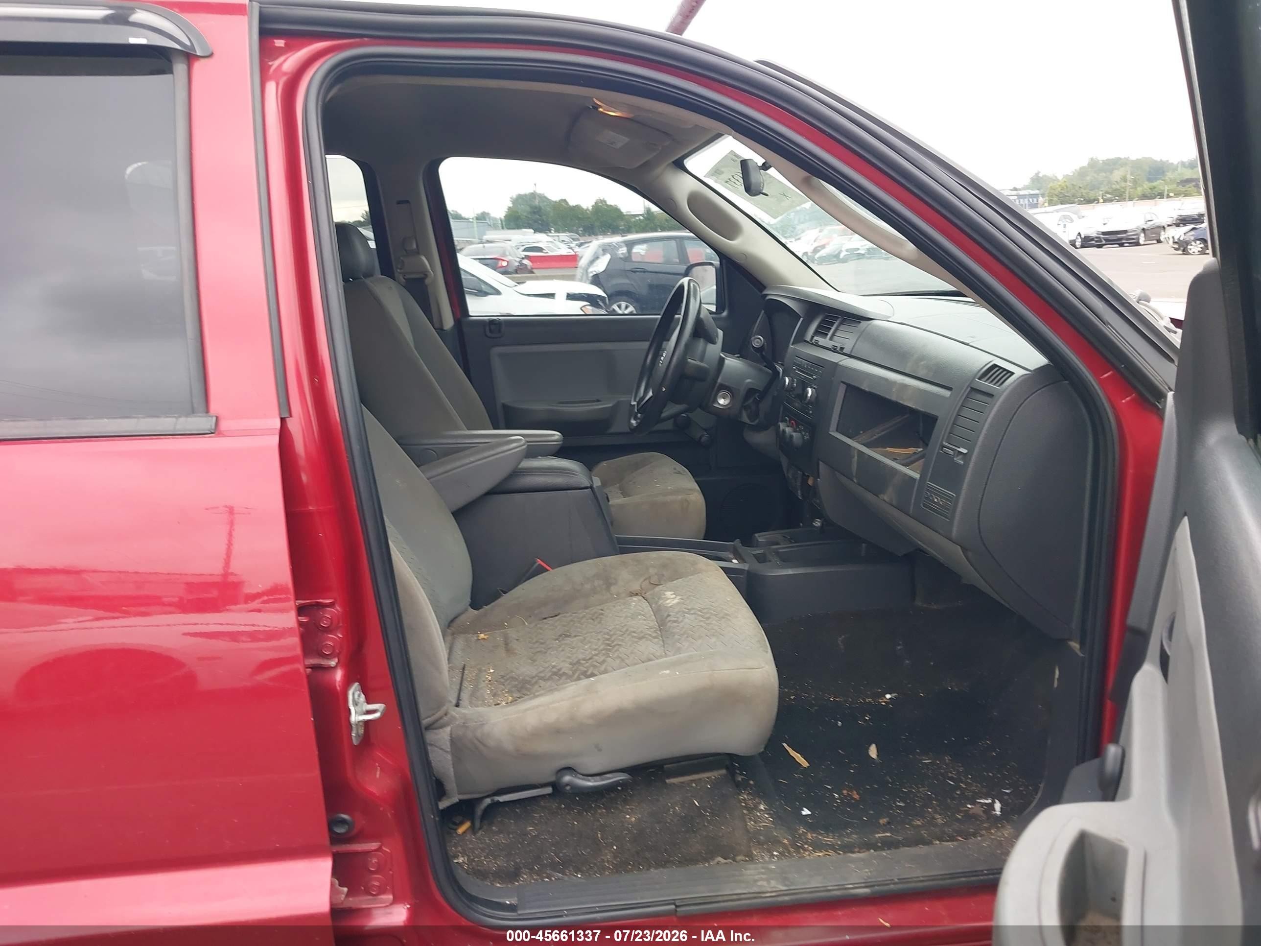 2008 Dodge Dakota St Красный vin: 1D7HE28KX8S507306