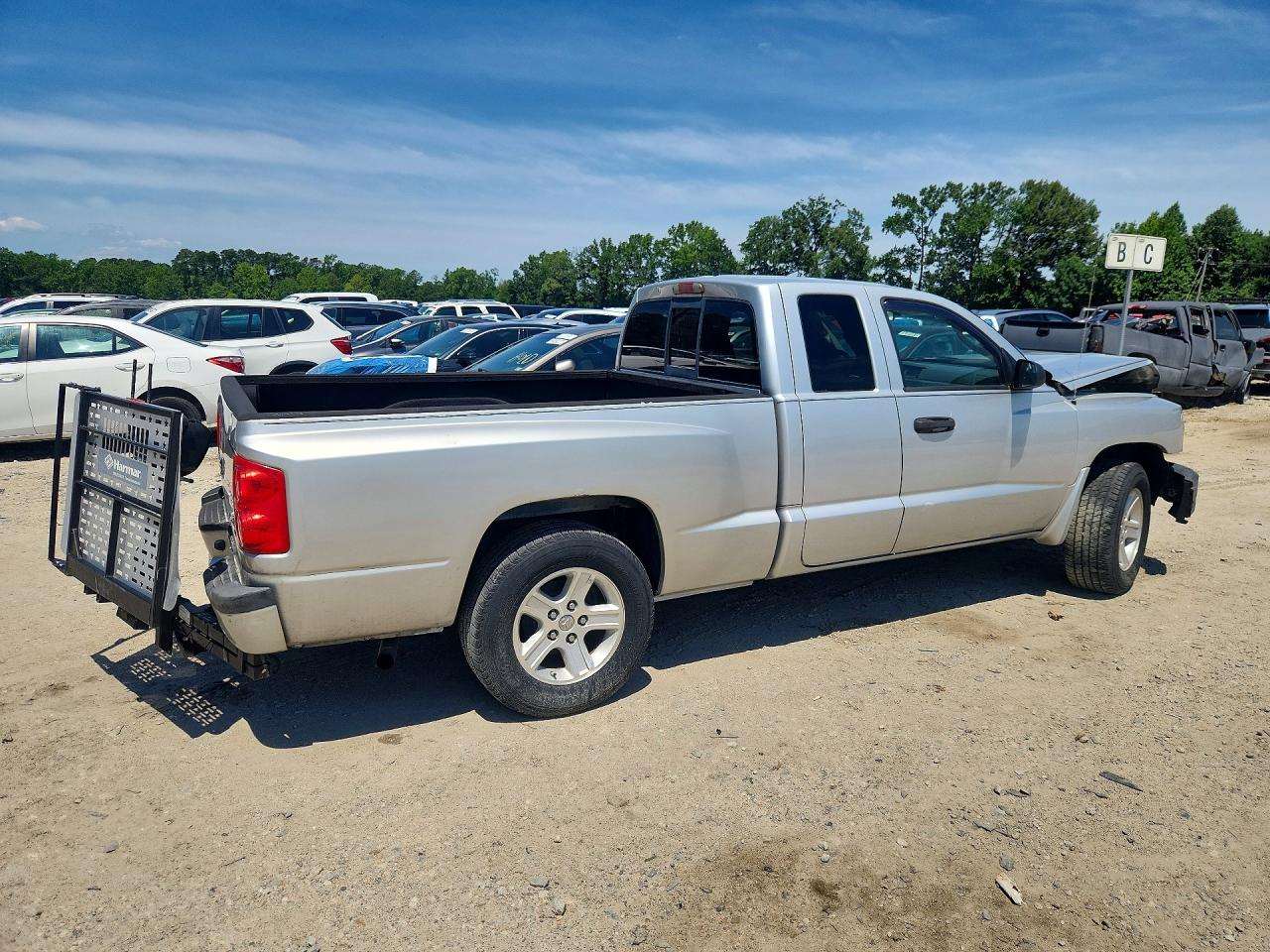 2009 Dodge Dakota Sxt Silver vin: 1D7HE32KX9S778107