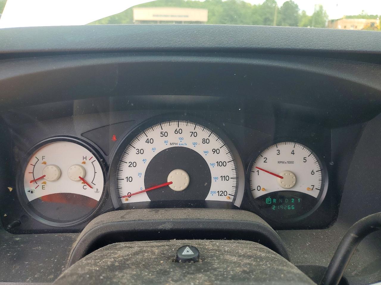 2008 Dodge Dakota Sxt White vin: 1D7HE38K38S610718