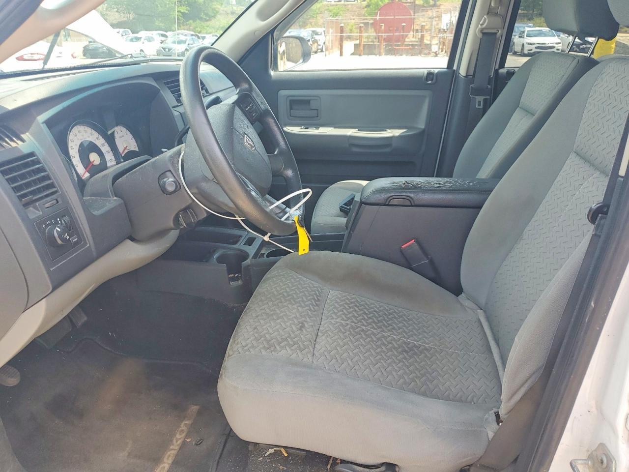 2008 Dodge Dakota Sxt White vin: 1D7HE38K38S610718