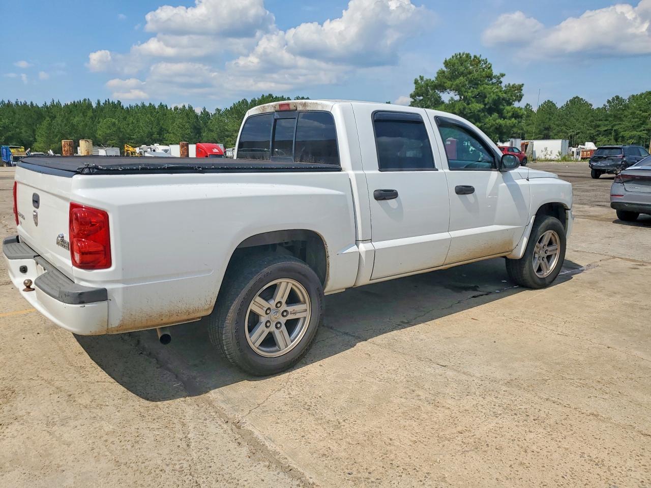 2008 Dodge Dakota Sxt White vin: 1D7HE38K38S610718