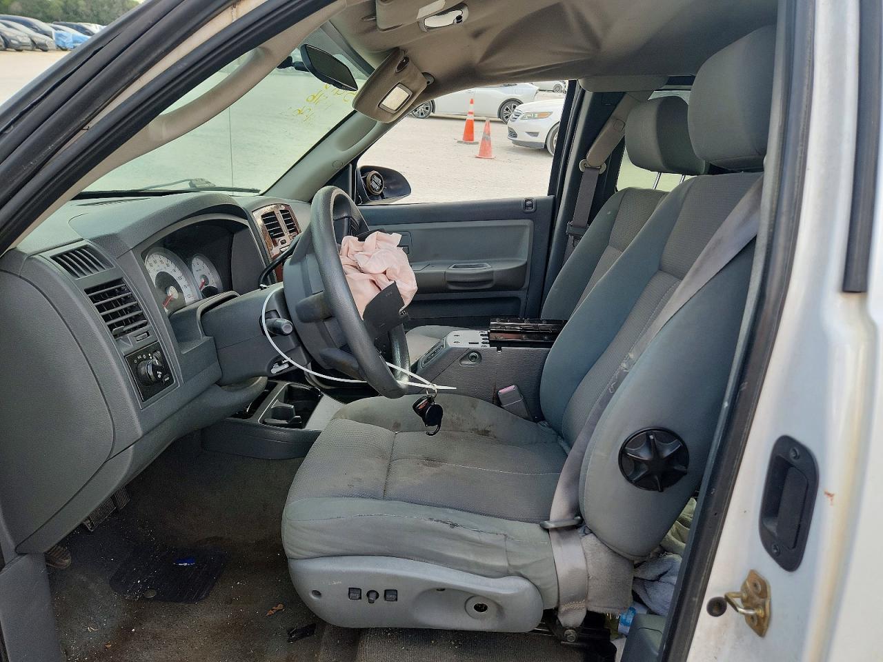 2005 Dodge Dakota Slt White vin: 1D7HE42K75S309248