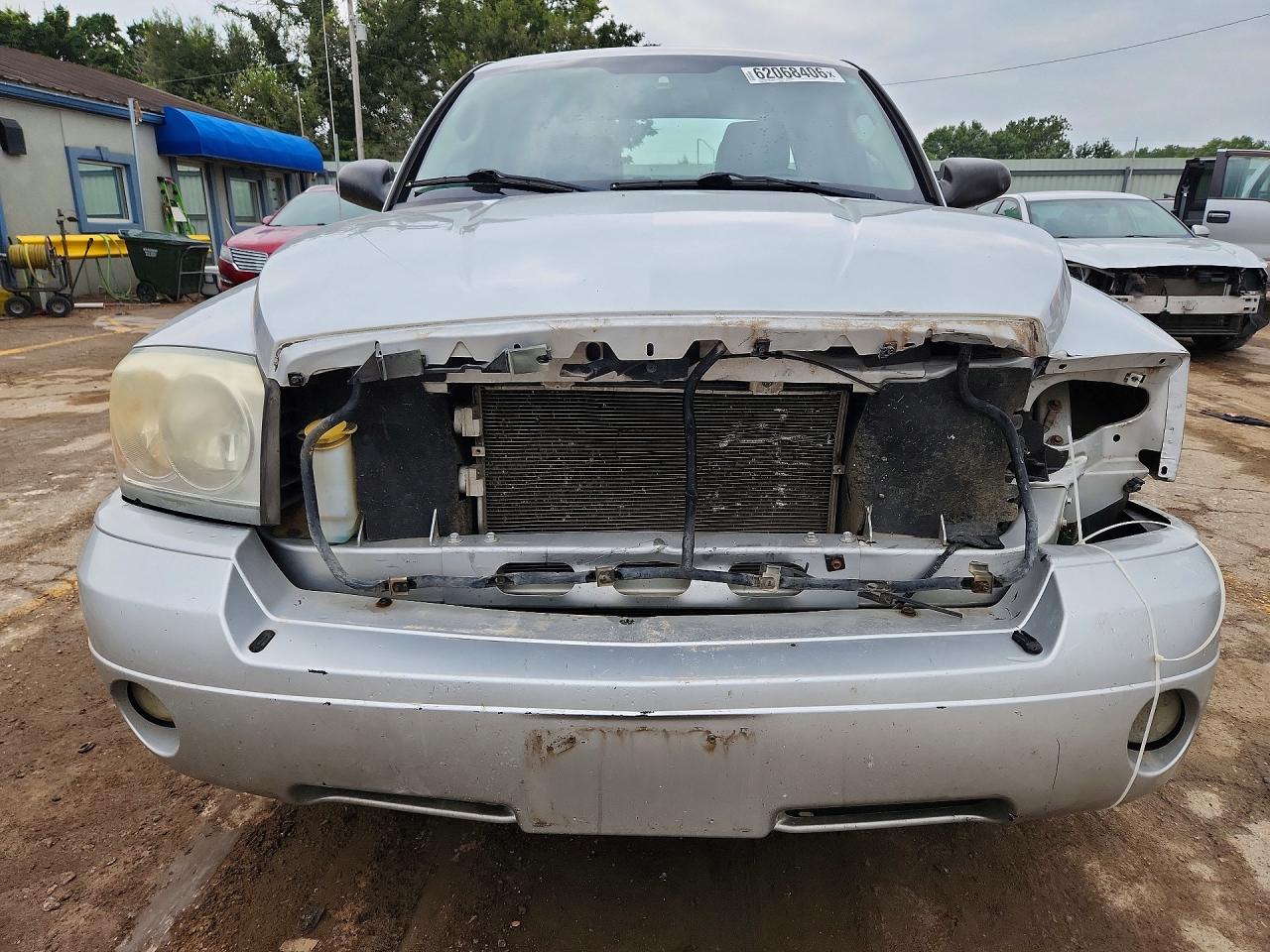 2006 Dodge Dakota Quad Slt Silver vin: 1D7HE48K26S701983