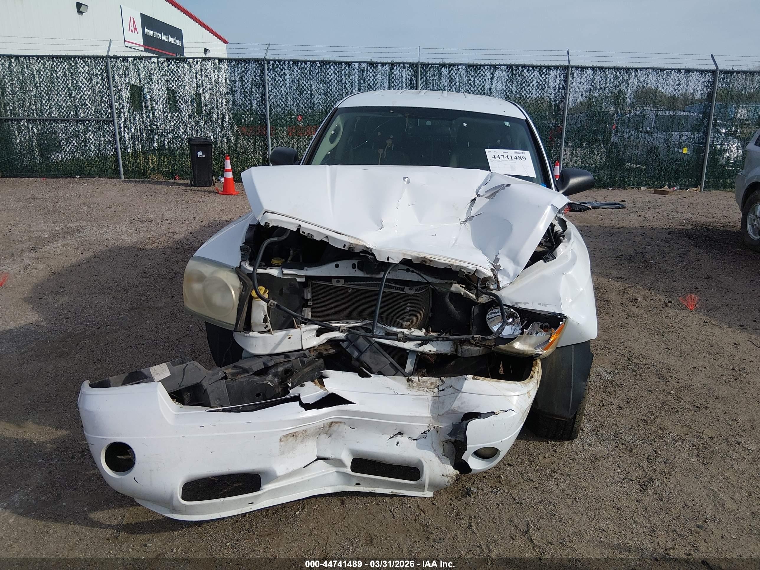 2007 Dodge Dakota Slt White vin: 1D7HE48K37S181150