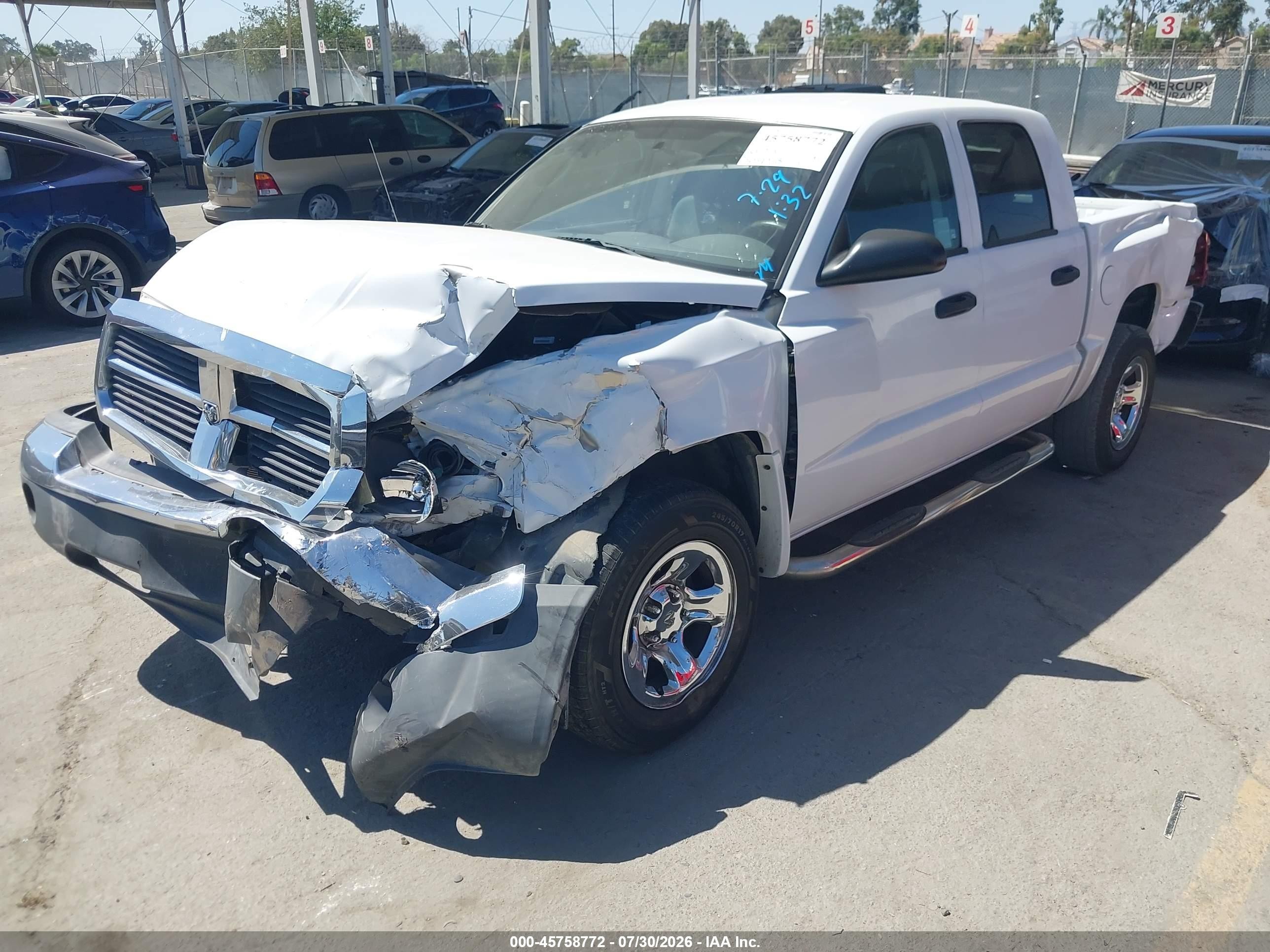 2005 Dodge Dakota Slt Белый vin: 1D7HE48K45S218803