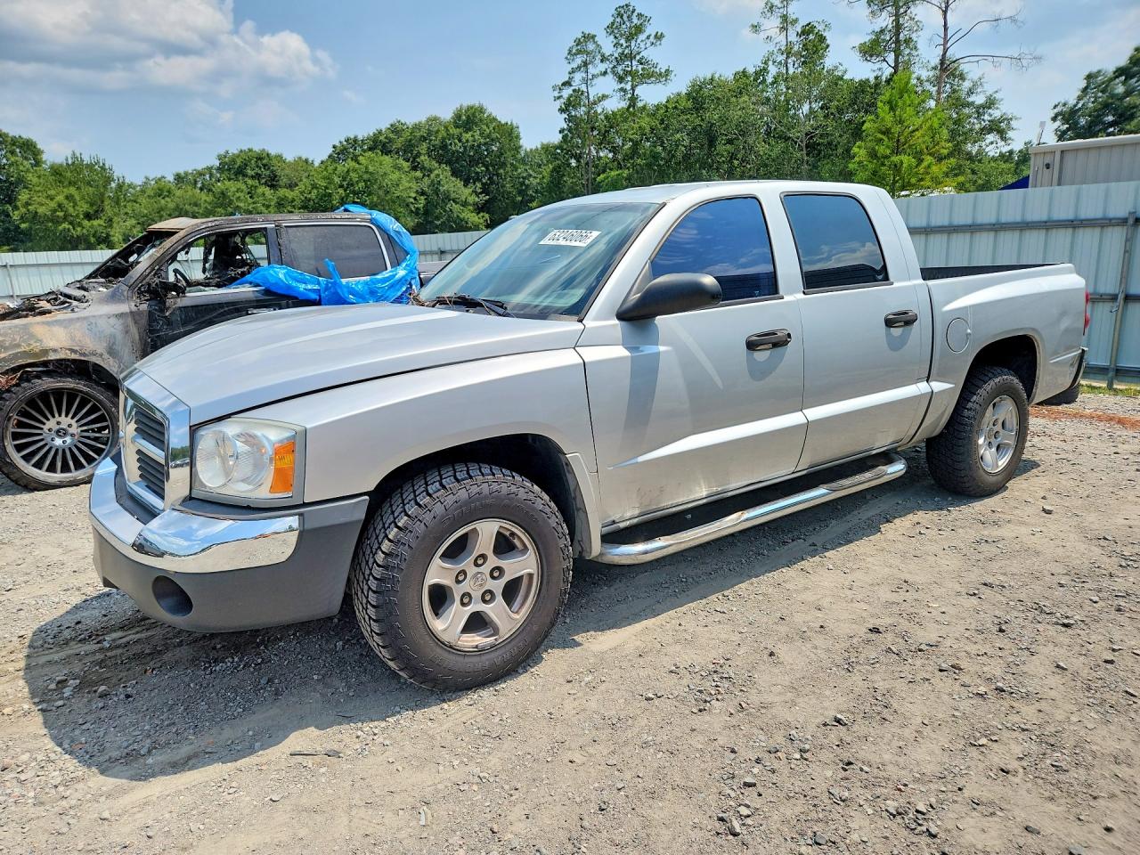 2005 Dodge Dakota Quad Slt Silver vin: 1D7HE48K45S353585