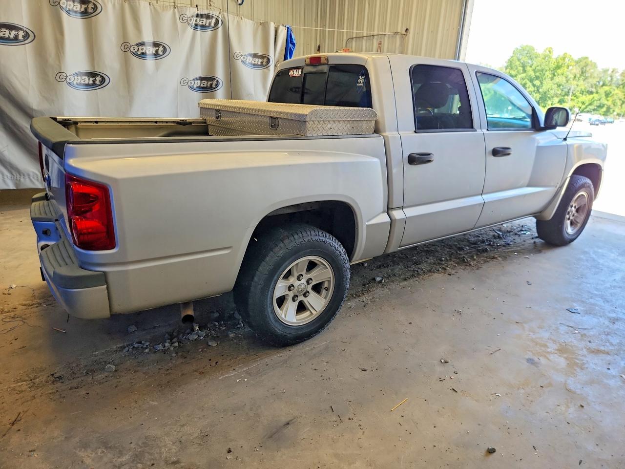 2008 Dodge Dakota Quad Slt Серебряный vin: 1D7HE48K58S500582