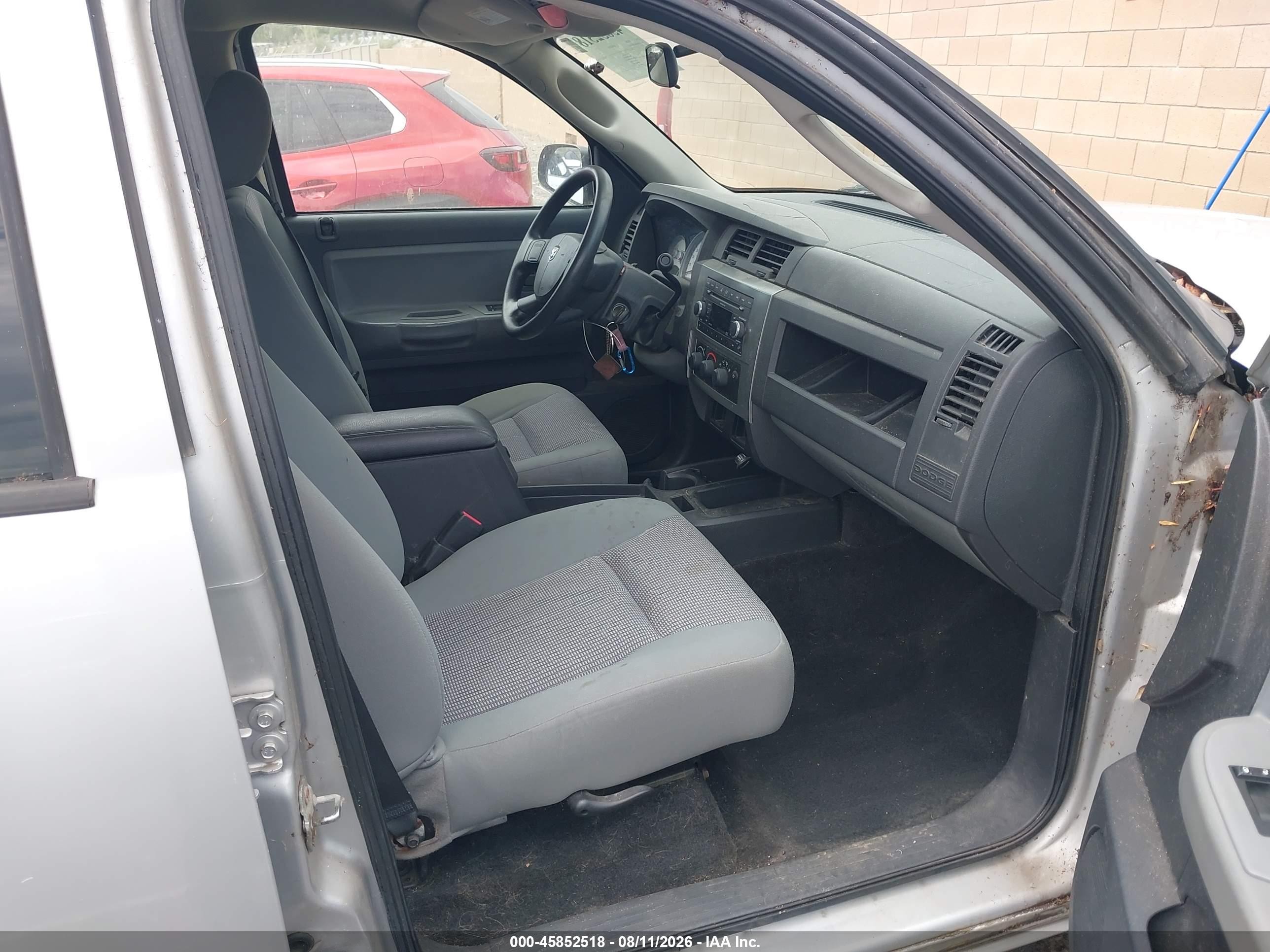 2008 Dodge Dakota Slt Серебряный vin: 1D7HE48K78S504682