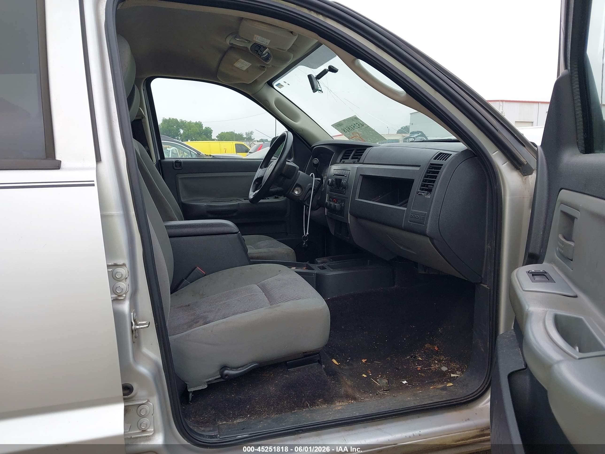 2008 Dodge Dakota Slt Silver vin: 1D7HE48K78S563974