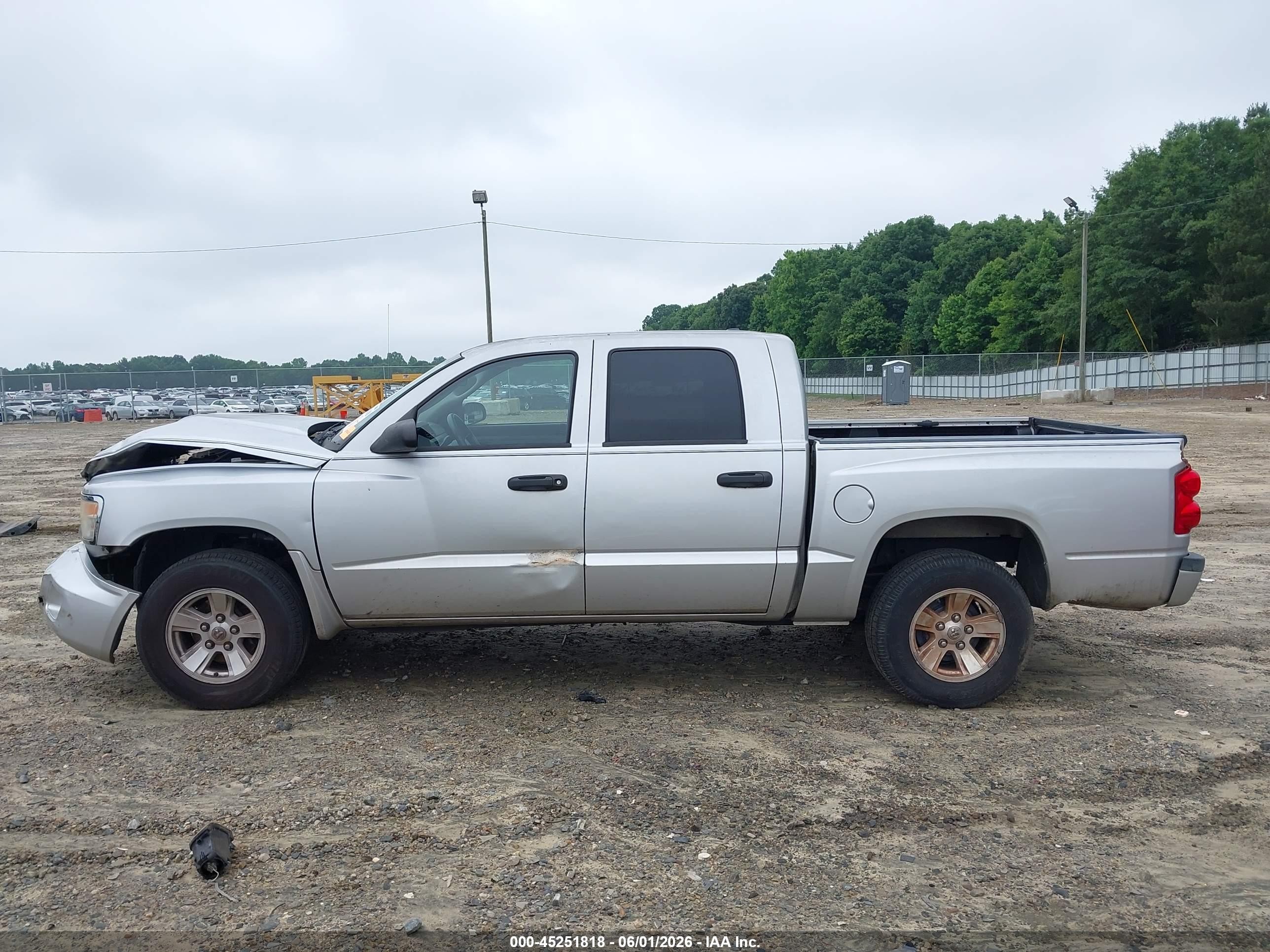 2008 Dodge Dakota Slt Silver vin: 1D7HE48K78S563974
