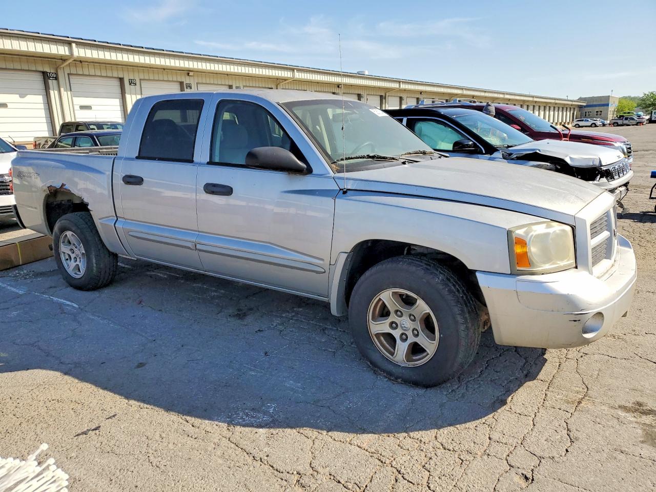 2006 Dodge Dakota Quad Slt Silver vin: 1D7HE48N06S616876