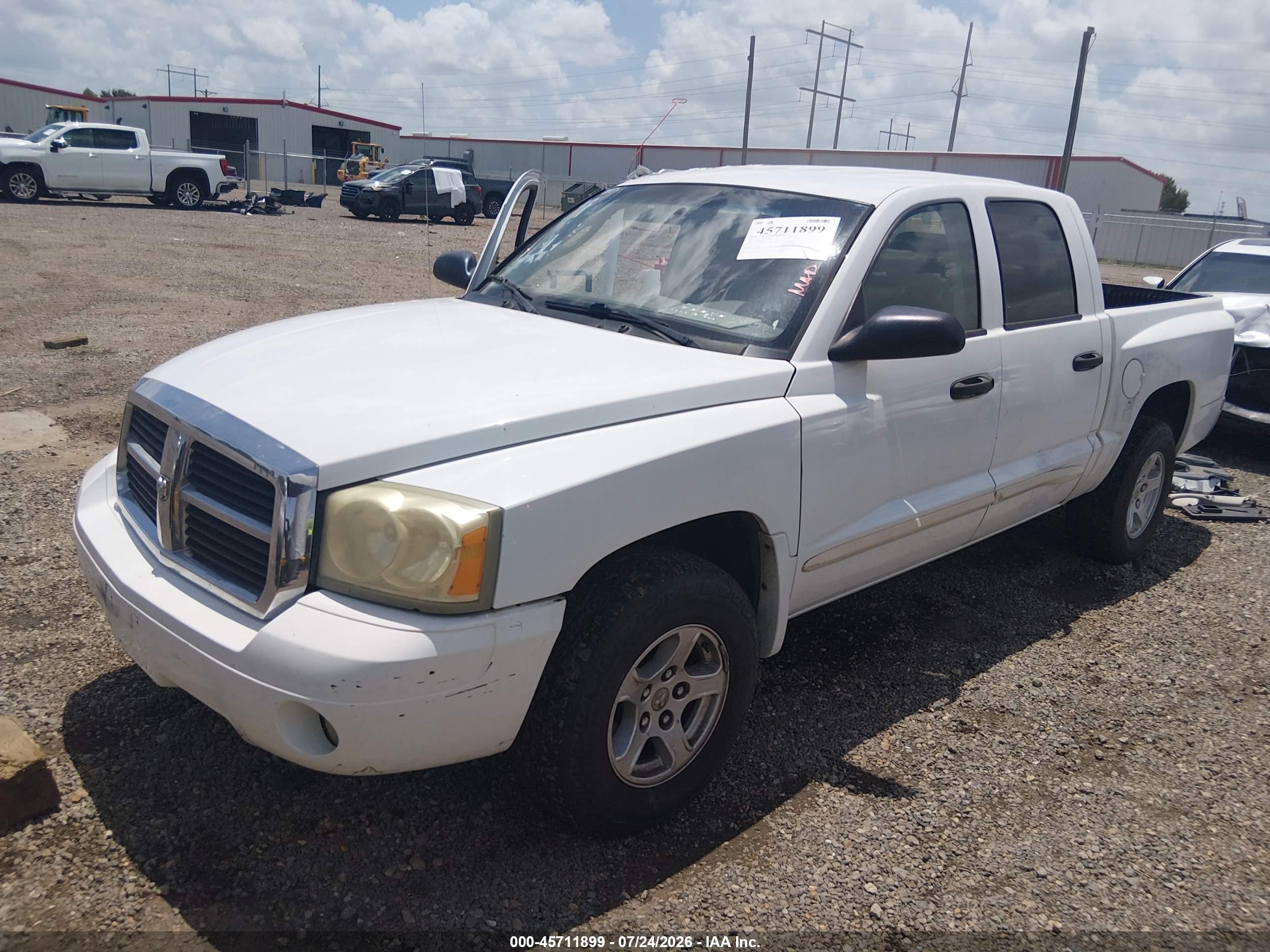 2005 Dodge Dakota Slt Белый vin: 1D7HE48N65S261579