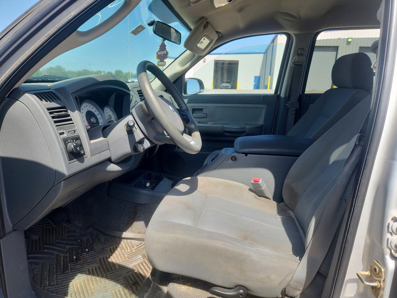 2006 Dodge Dakota Quad Slt Серебряный vin: 1D7HE48N96S616875