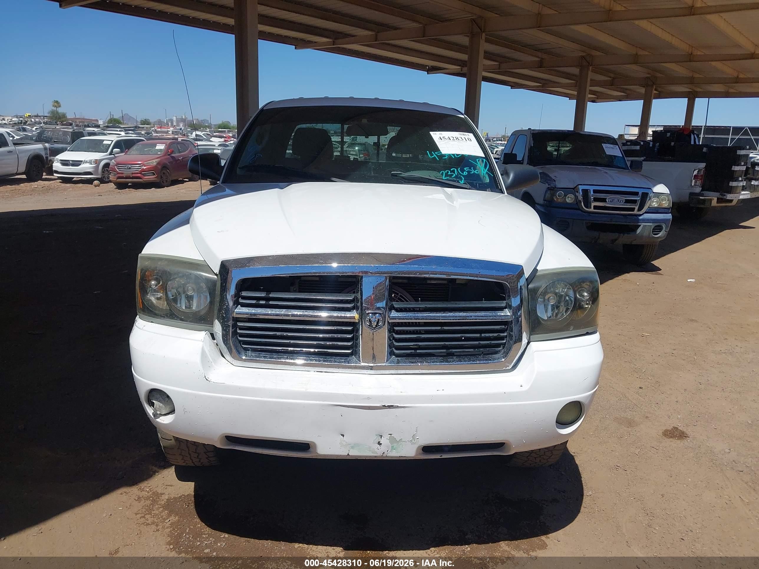 2005 Dodge Dakota Slt White vin: 1D7HE48NX5S237656