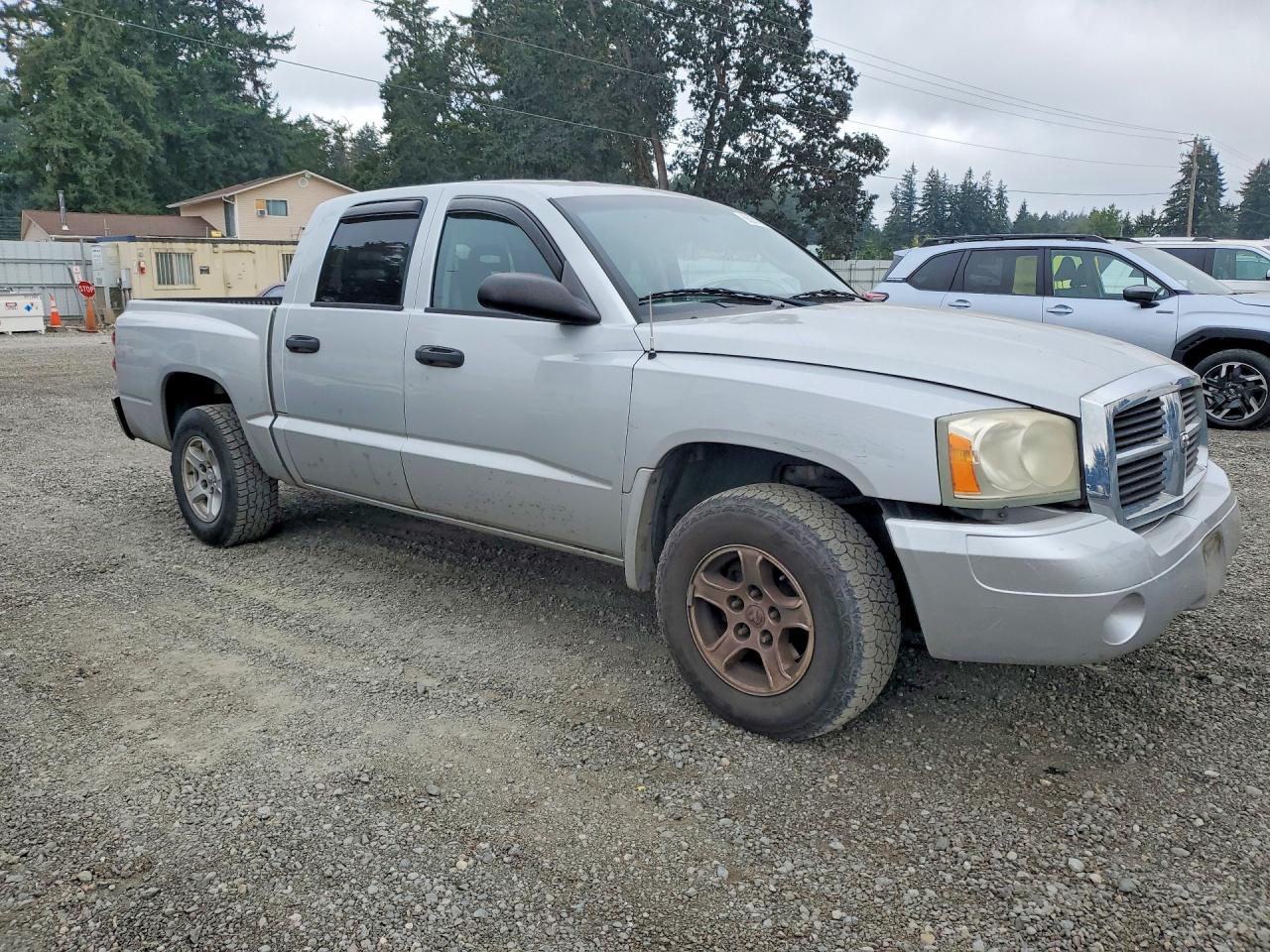 2007 Dodge Dakota Quad Slt Silver vin: 1D7HE48P67S179033