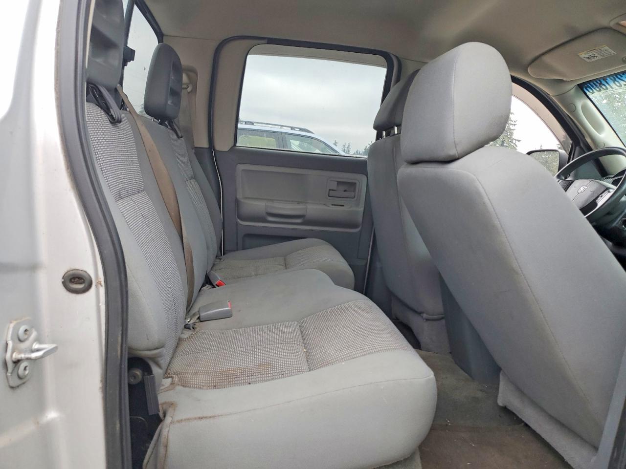 2007 Dodge Dakota Quad Slt Silver vin: 1D7HE48P67S179033