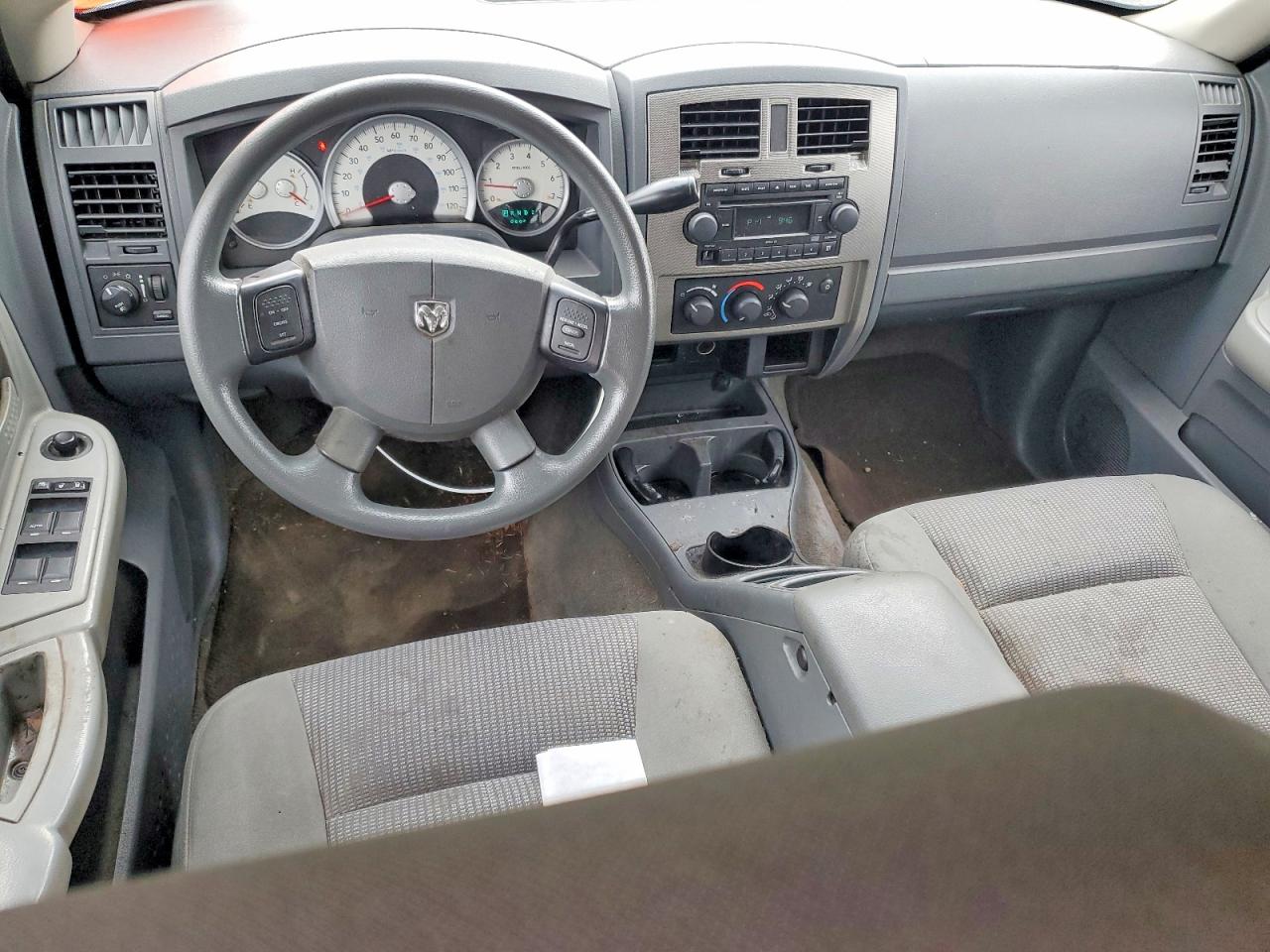 2007 Dodge Dakota Quad Slt Silver vin: 1D7HE48P67S179033