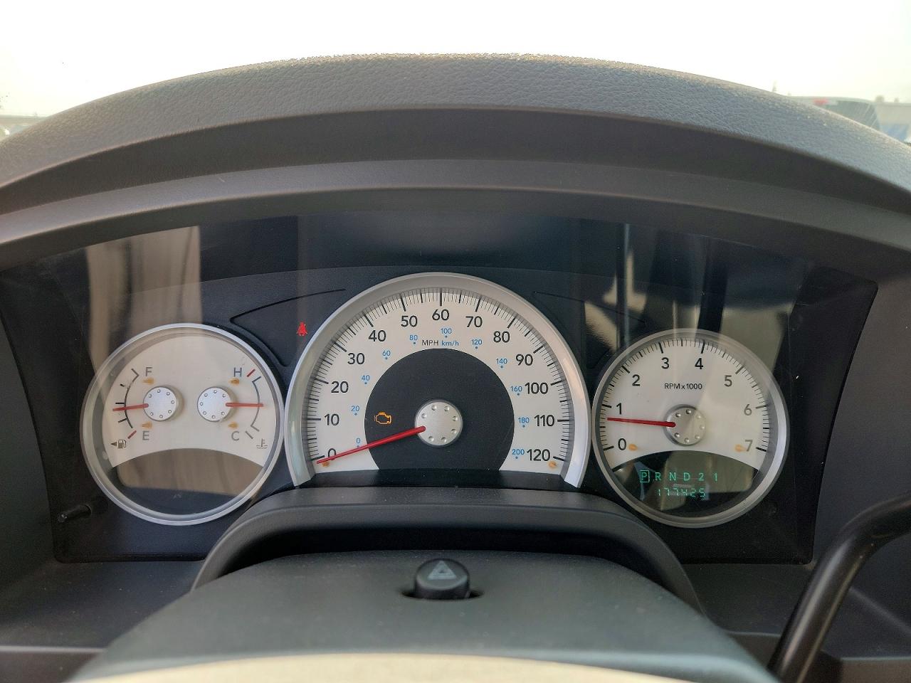 2007 Dodge Dakota Quad Slt White vin: 1D7HE48P67S194020