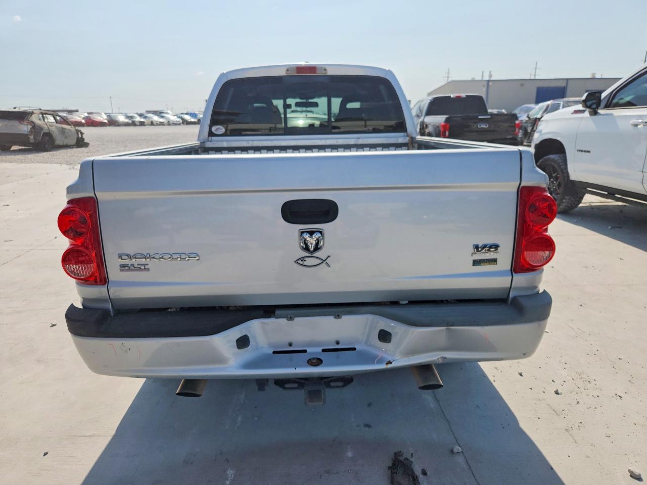 2007 Dodge Dakota Quad Slt White vin: 1D7HE48P67S194020
