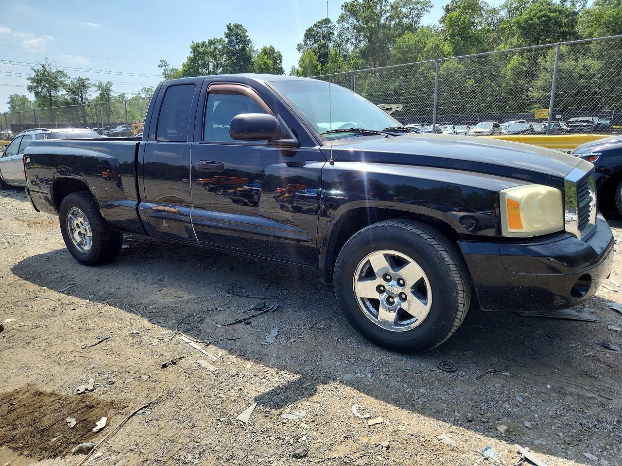 2005 Dodge Dakota Laramie Black vin: 1D7HE52N25S122533