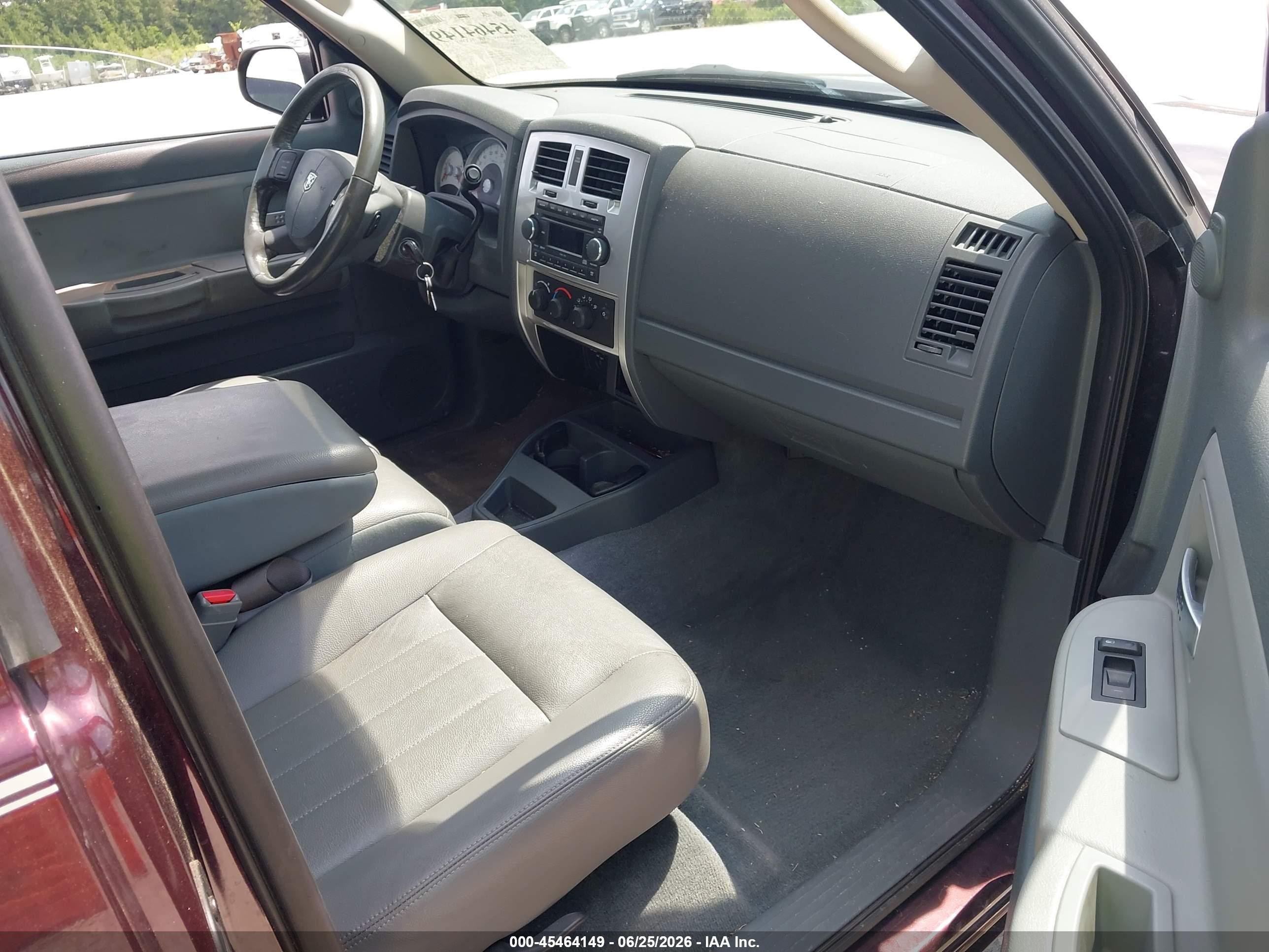 2005 Dodge Dakota Laramie Burgundy vin: 1D7HE52N65S106657