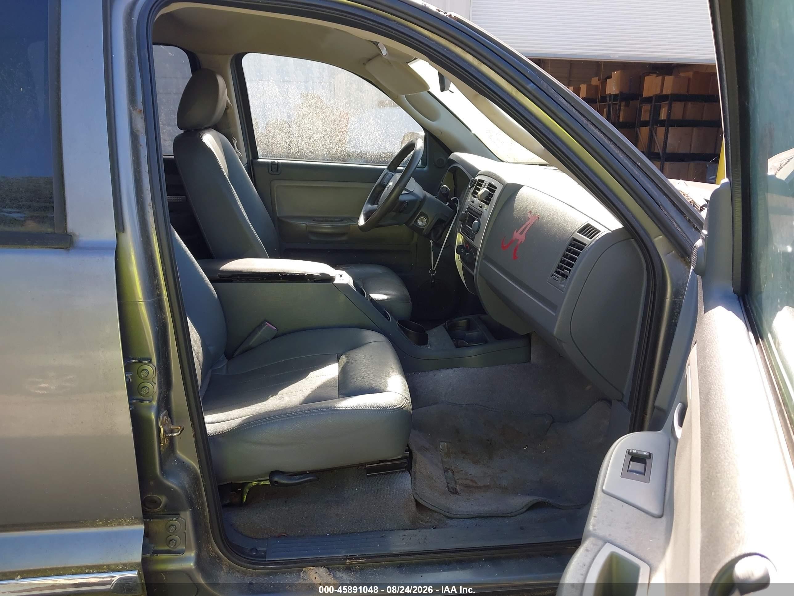 2007 Dodge Dakota Laramie Gray vin: 1D7HE58K37S108091