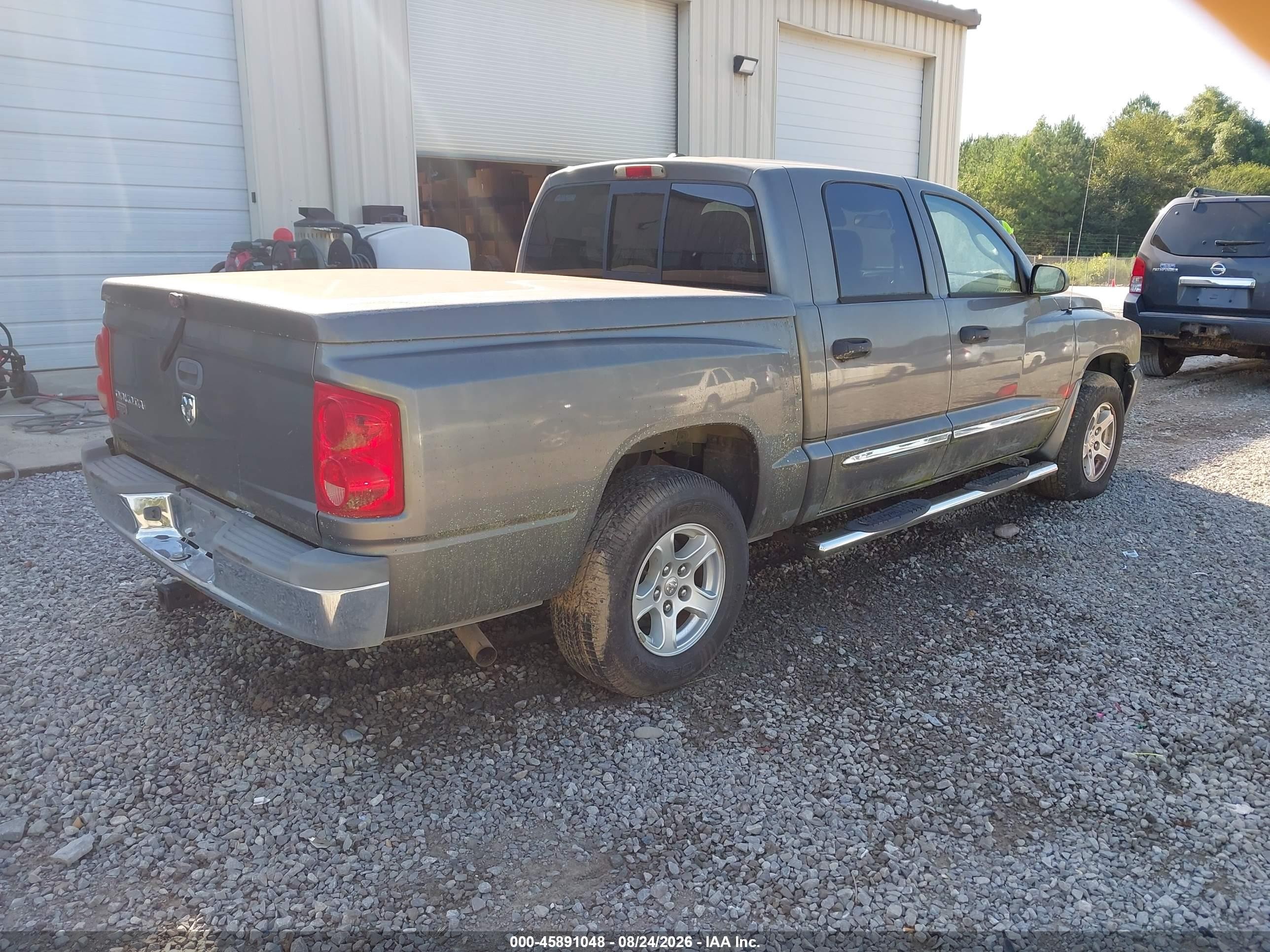 2007 Dodge Dakota Laramie Gray vin: 1D7HE58K37S108091
