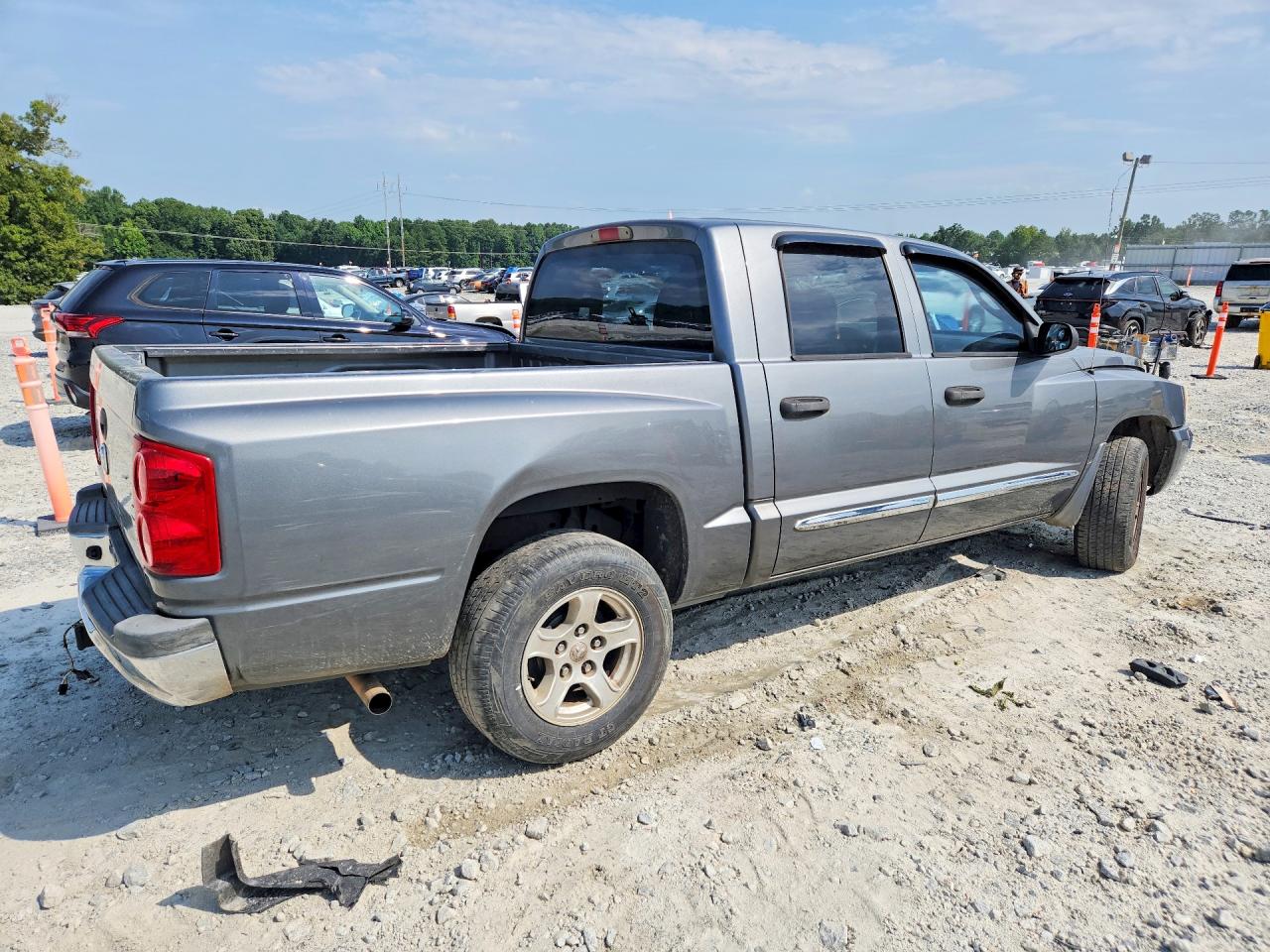 2005 Dodge Dakota Quad Laramie Gray vin: 1D7HE58N15S133093