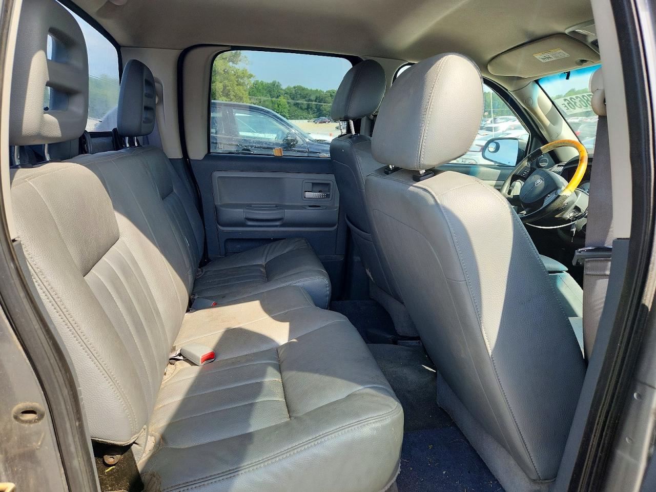 2005 Dodge Dakota Quad Laramie Gray vin: 1D7HE58N15S133093